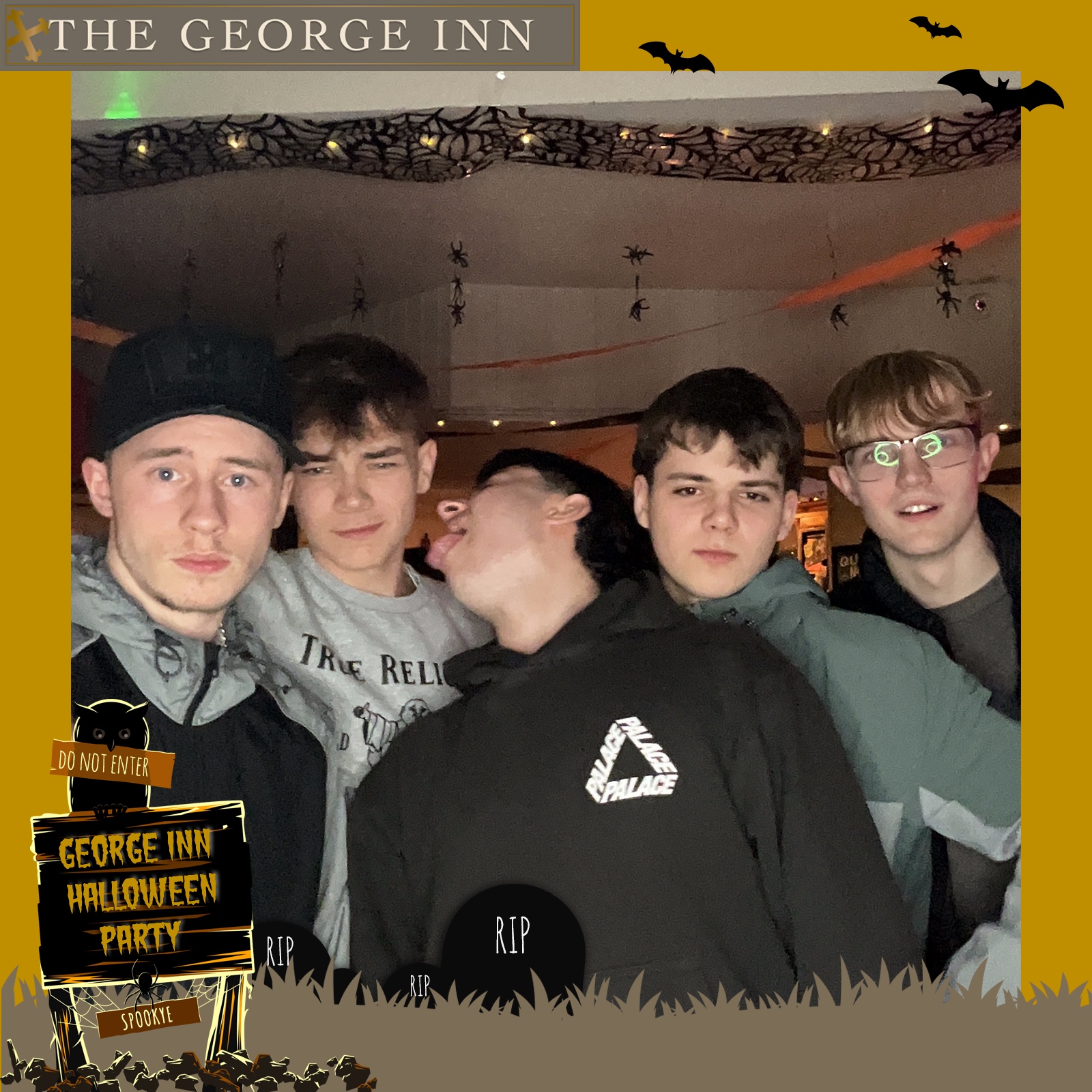 George Inn Halloween Party  | View more photos from the event at gallery.magicimages.uk/u/MagicImages/George-Inn-Halloween-Party-0