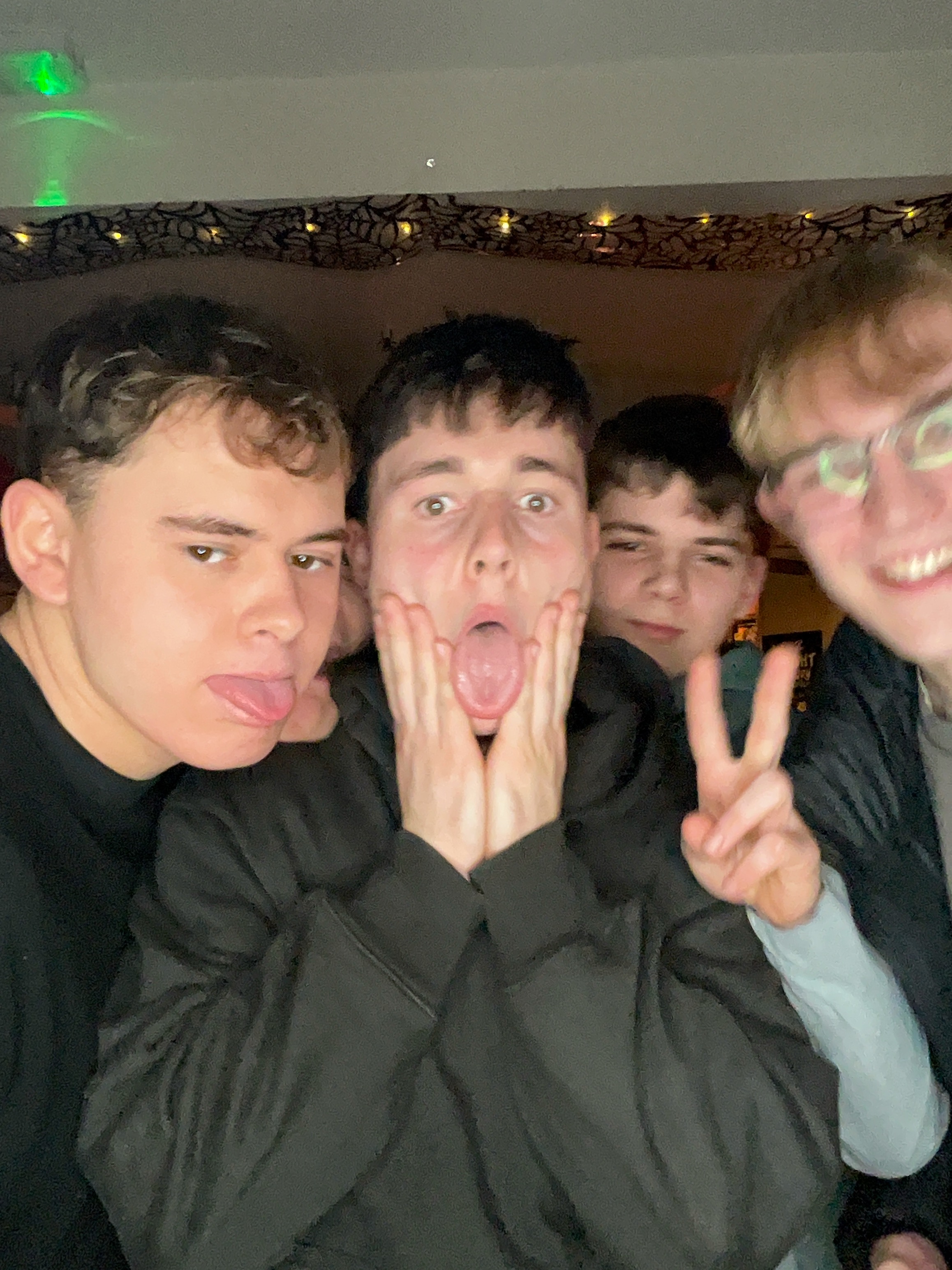 George Inn Halloween Party  | View more photos from the event at gallery.magicimages.uk/u/MagicImages/George-Inn-Halloween-Party-0