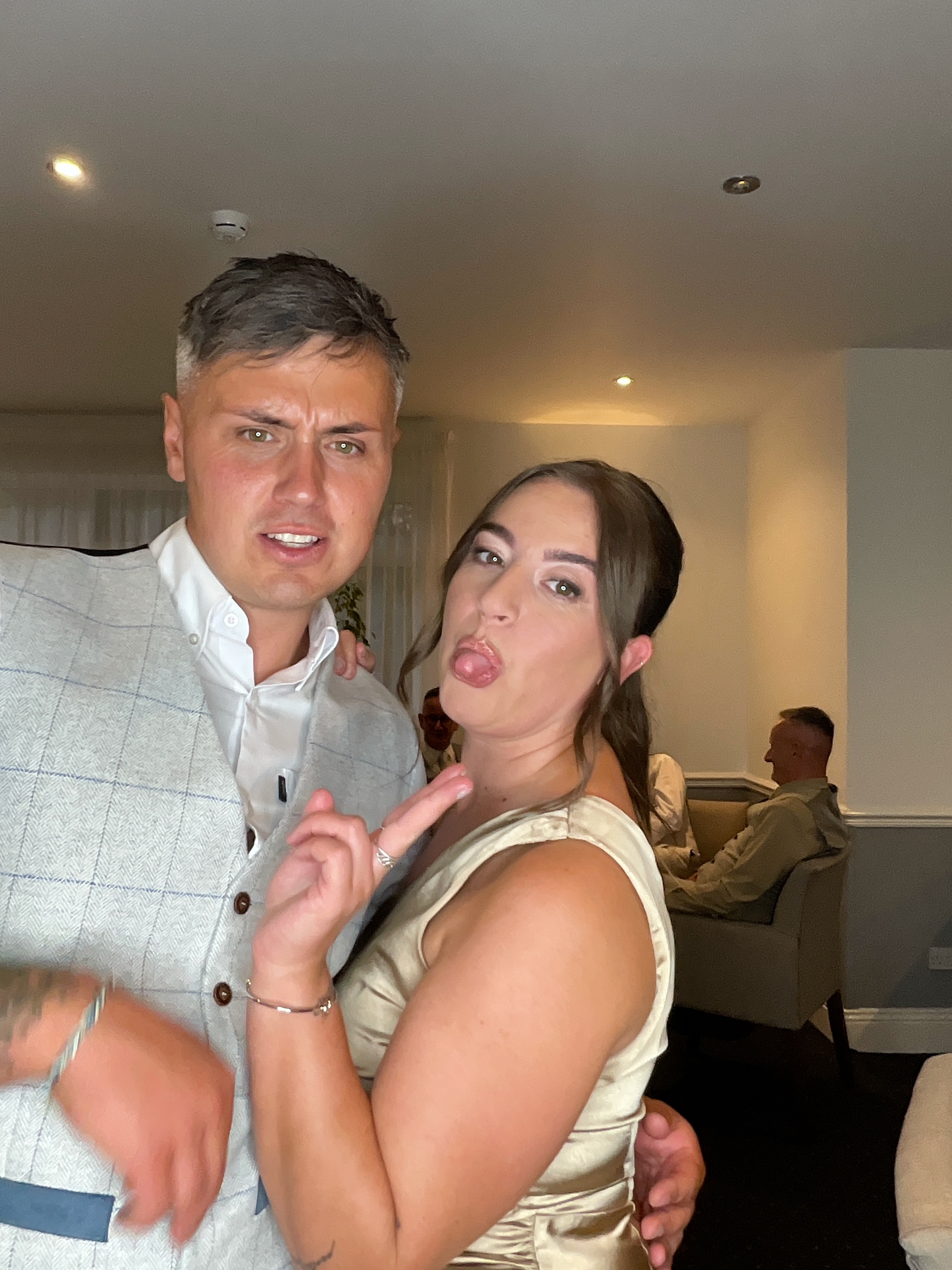 Hannah & Alex  | View more photos from the event at gallery.magicimages.uk/u/MagicImages/Hannah-Alex