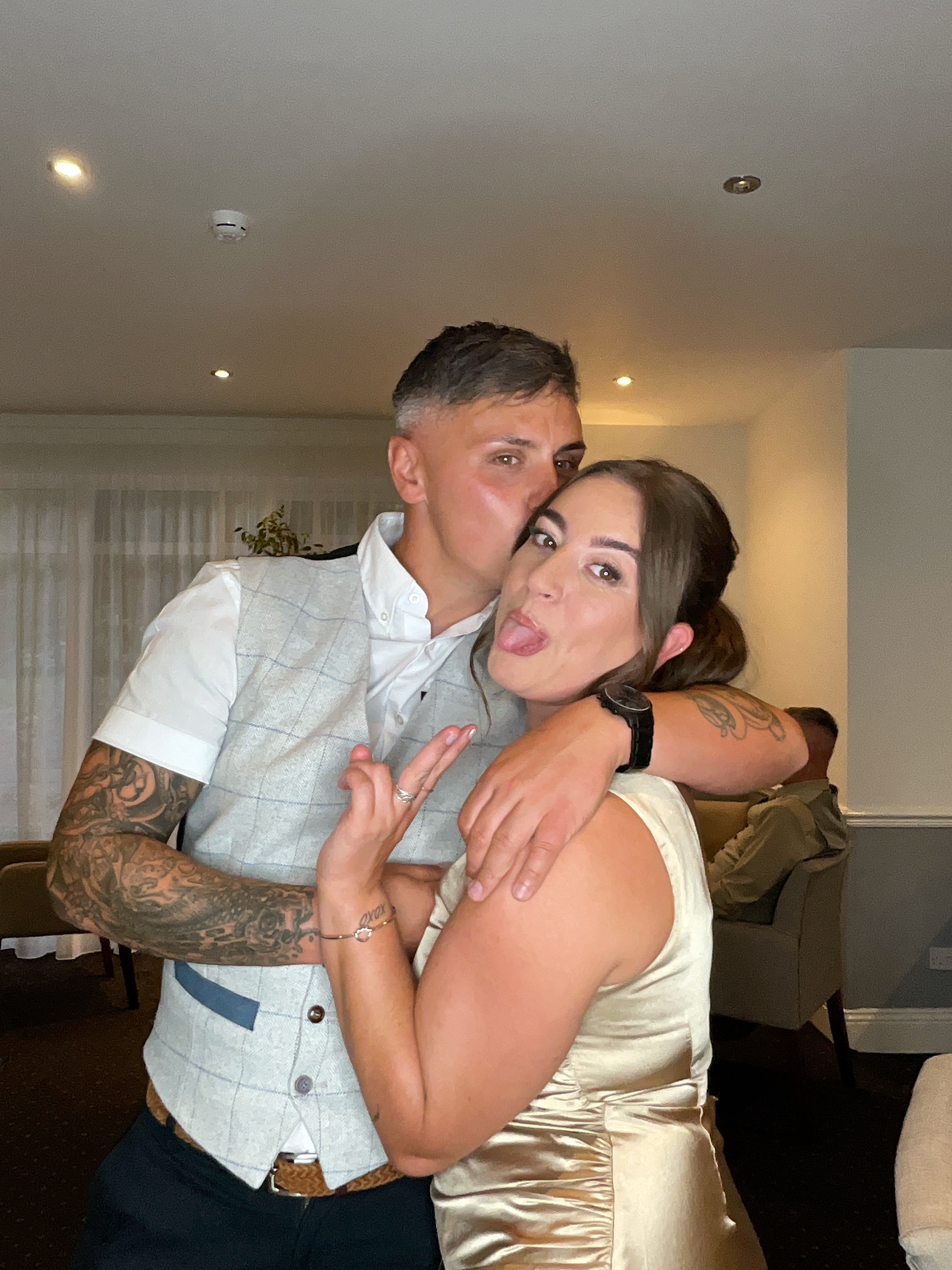 Hannah & Alex  | View more photos from the event at gallery.magicimages.uk/u/MagicImages/Hannah-Alex