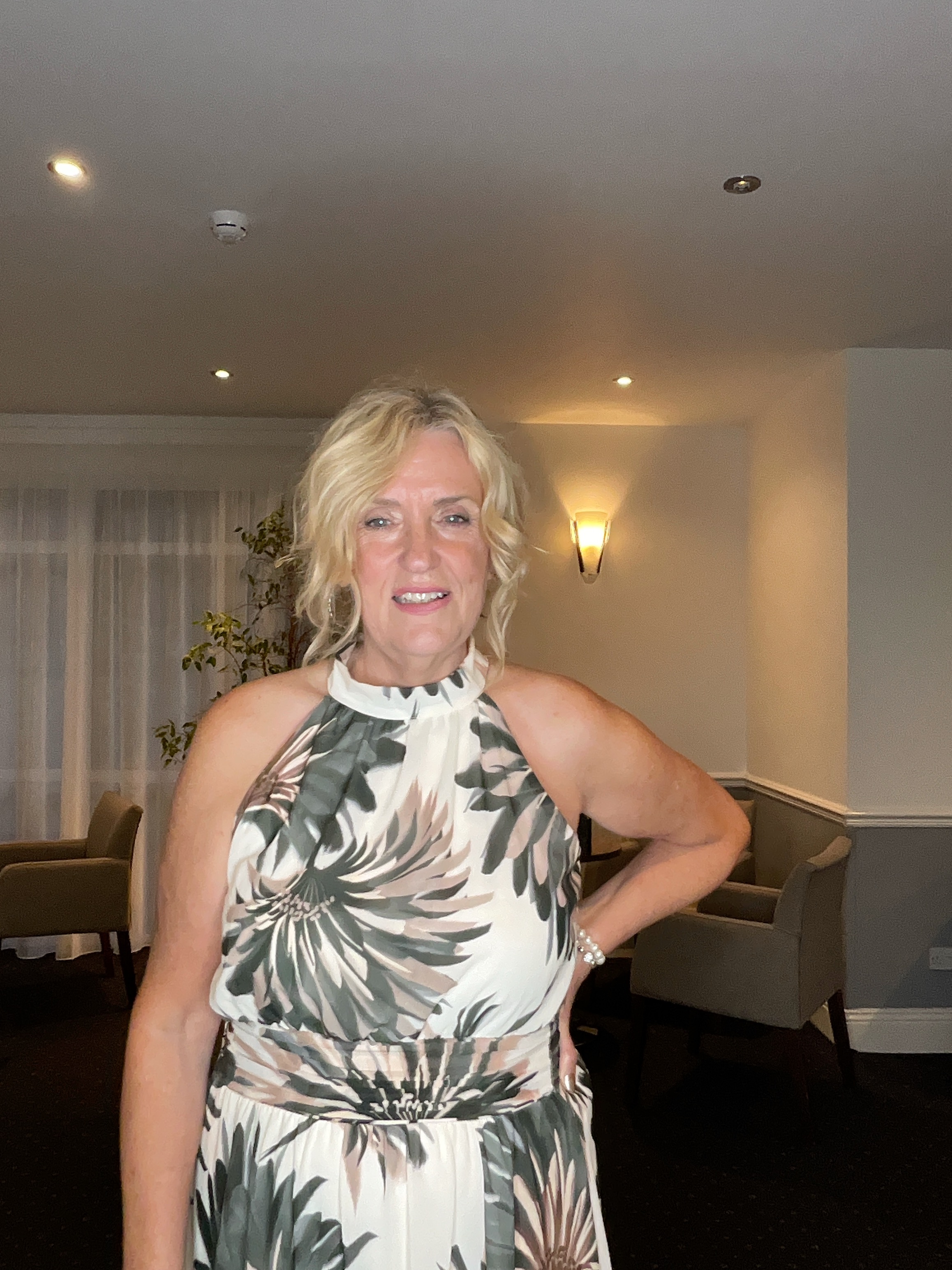 Hannah & Alex  | View more photos from the event at gallery.magicimages.uk/u/MagicImages/Hannah-Alex