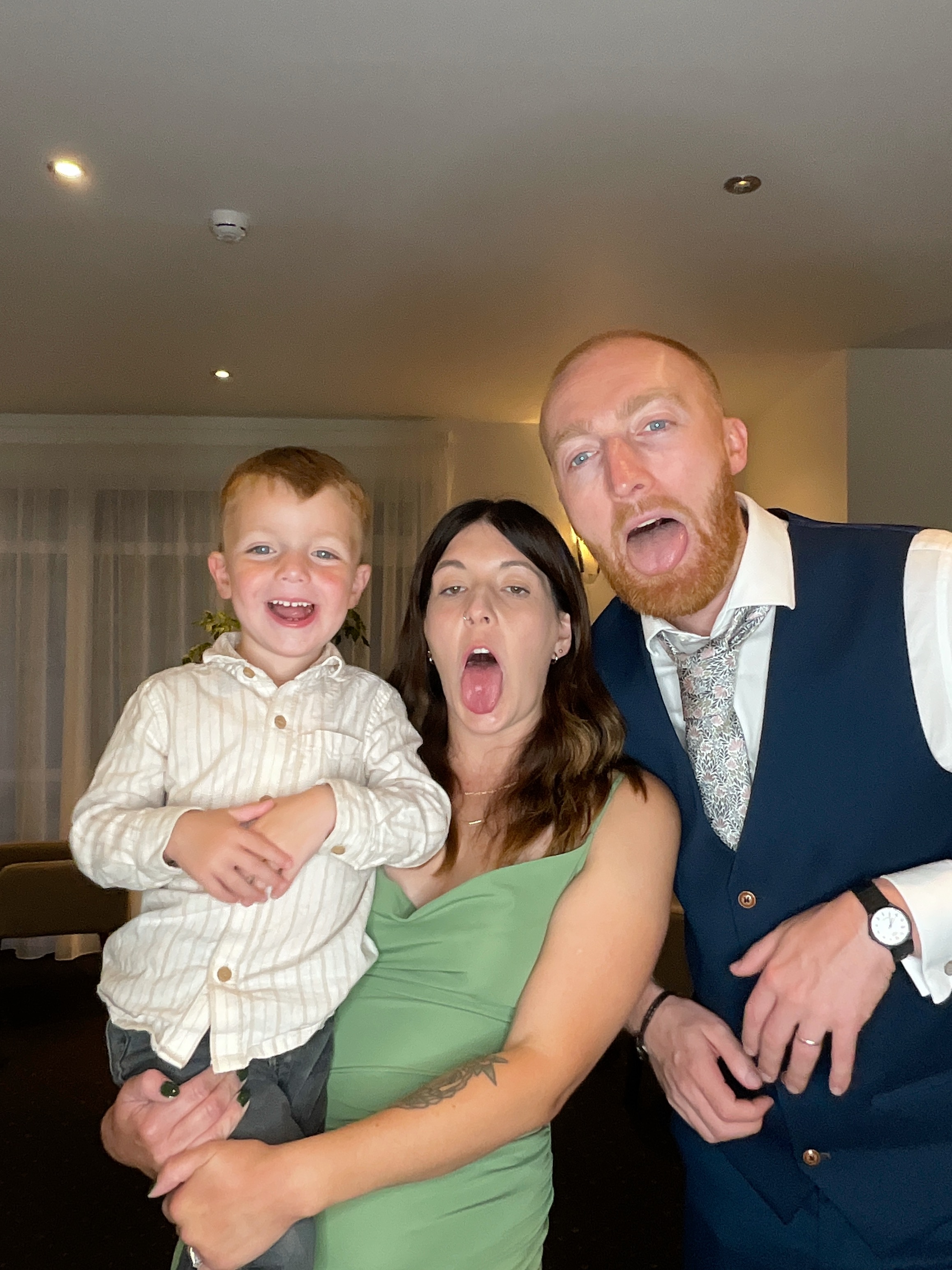 Hannah & Alex  | View more photos from the event at gallery.magicimages.uk/u/MagicImages/Hannah-Alex