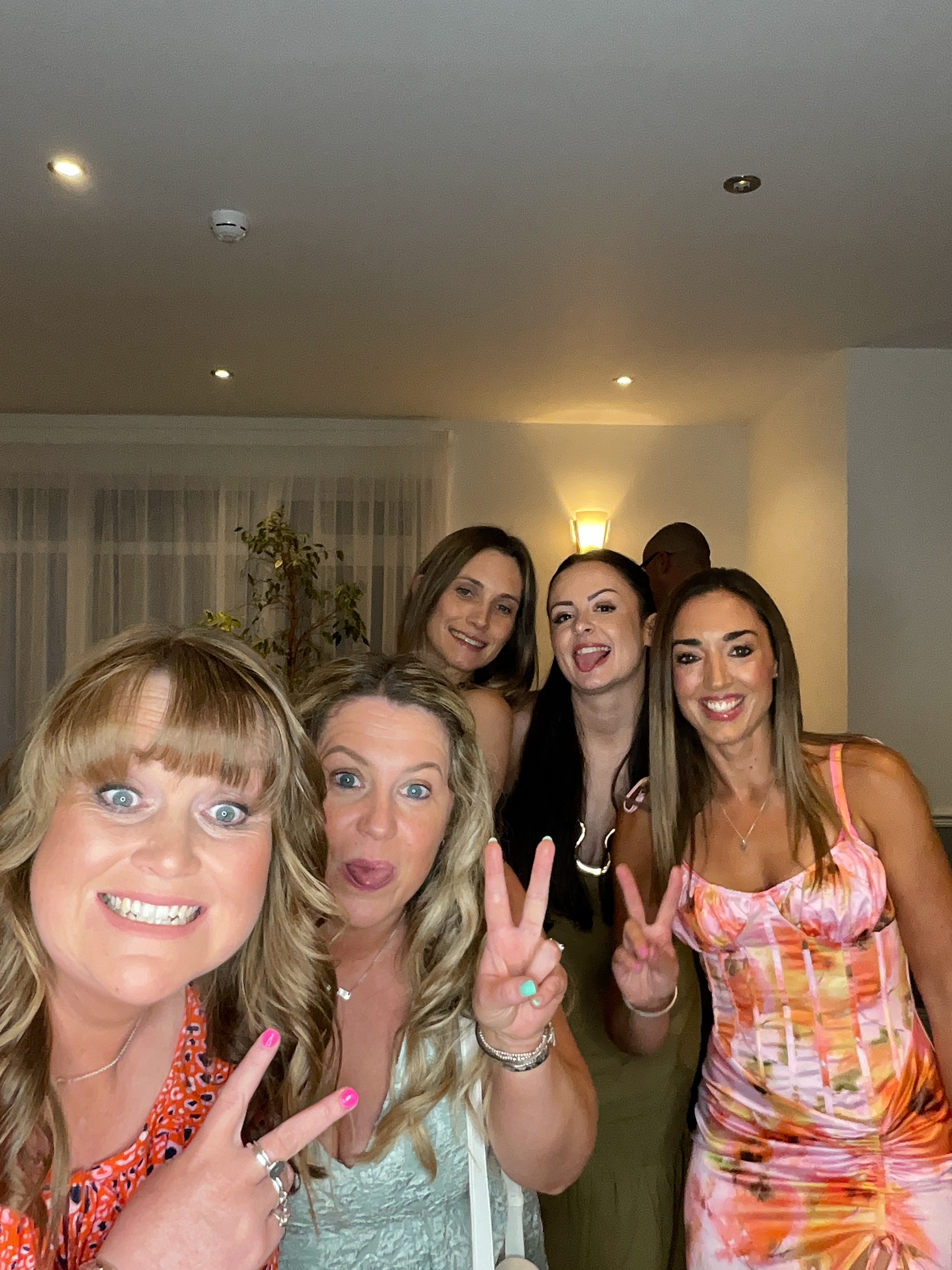 Hannah & Alex  | View more photos from the event at gallery.magicimages.uk/u/MagicImages/Hannah-Alex