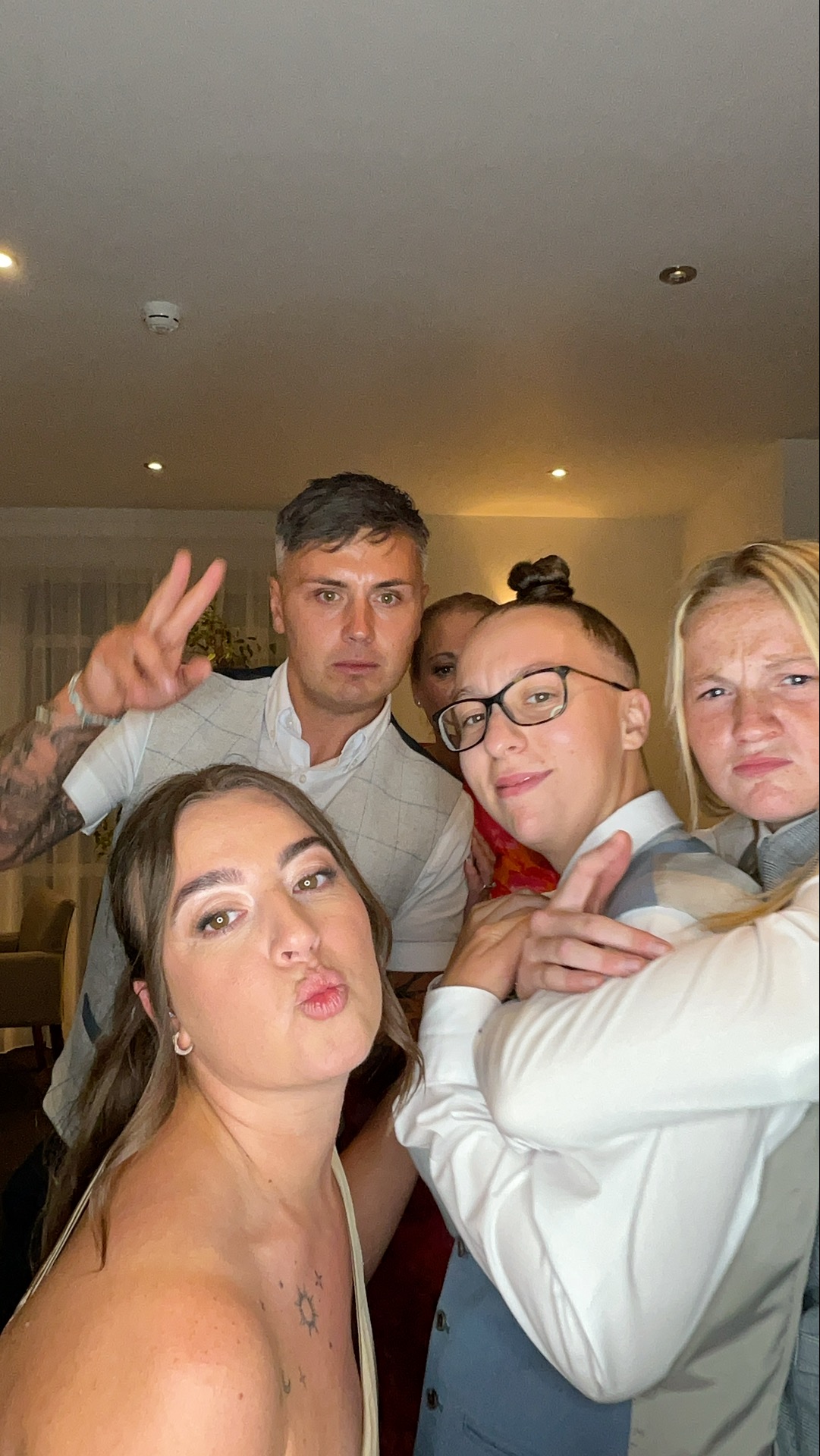 Hannah & Alex  | View more photos from the event at gallery.magicimages.uk/u/MagicImages/Hannah-Alex