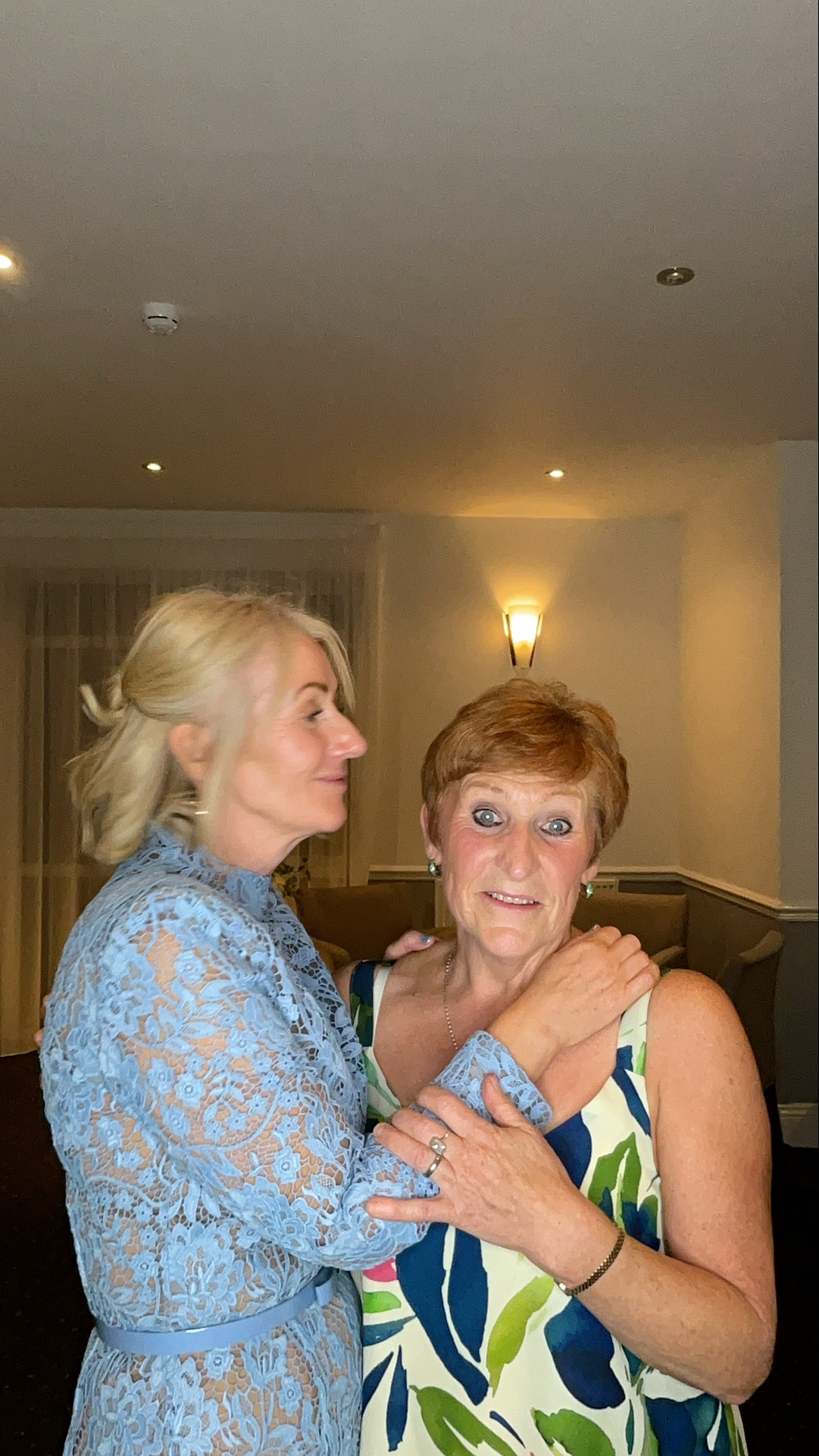 Hannah & Alex  | View more photos from the event at gallery.magicimages.uk/u/MagicImages/Hannah-Alex