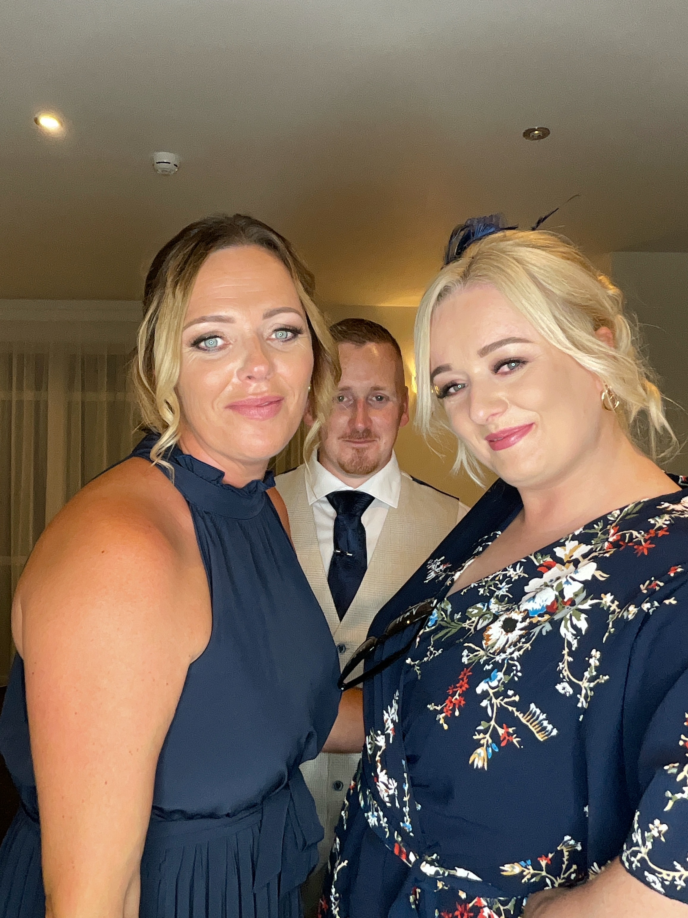 Hannah & Alex  | View more photos from the event at gallery.magicimages.uk/u/MagicImages/Hannah-Alex