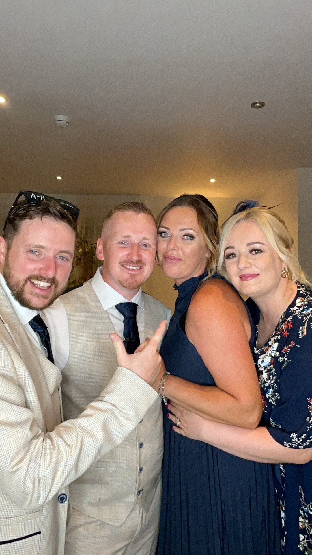 Hannah & Alex  | View more photos from the event at gallery.magicimages.uk/u/MagicImages/Hannah-Alex