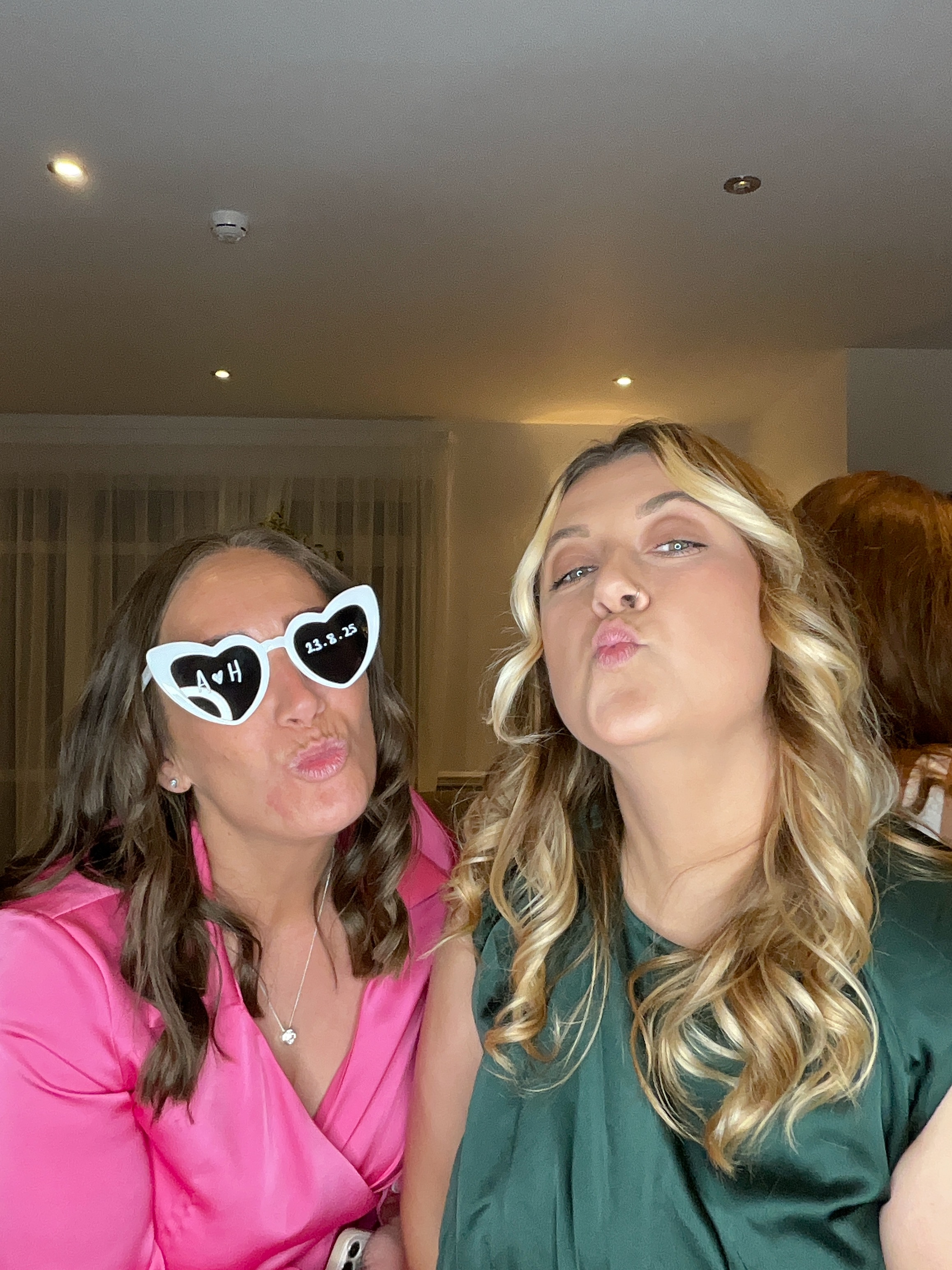 Hannah & Alex  | View more photos from the event at gallery.magicimages.uk/u/MagicImages/Hannah-Alex