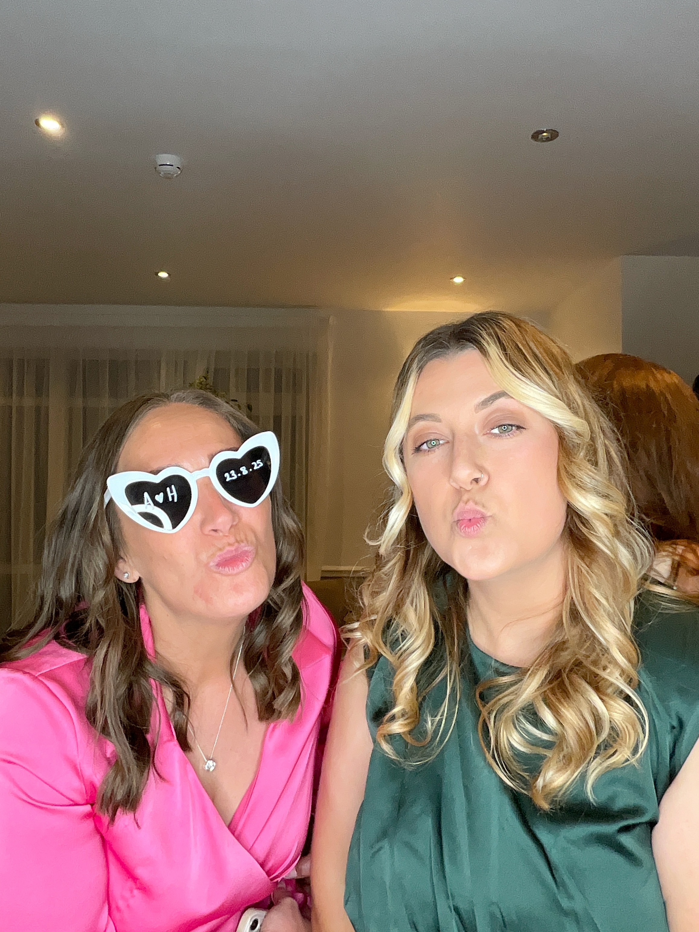 Hannah & Alex  | View more photos from the event at gallery.magicimages.uk/u/MagicImages/Hannah-Alex