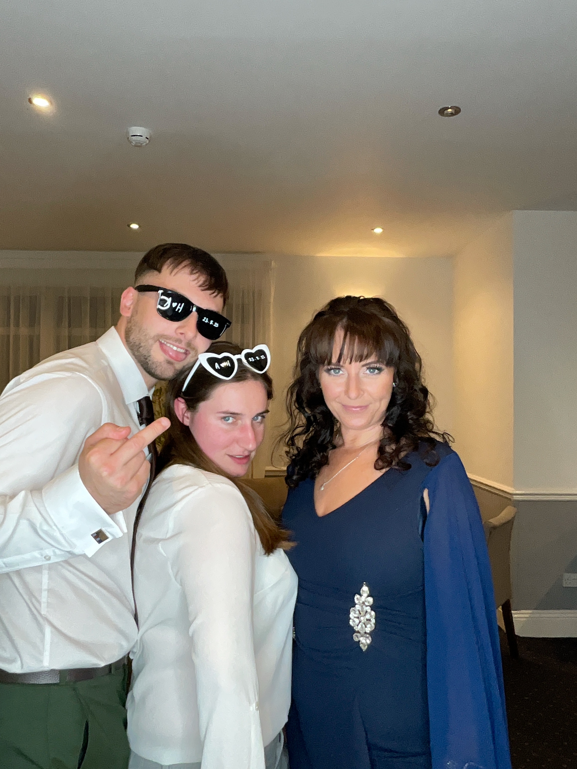 Hannah & Alex  | View more photos from the event at gallery.magicimages.uk/u/MagicImages/Hannah-Alex