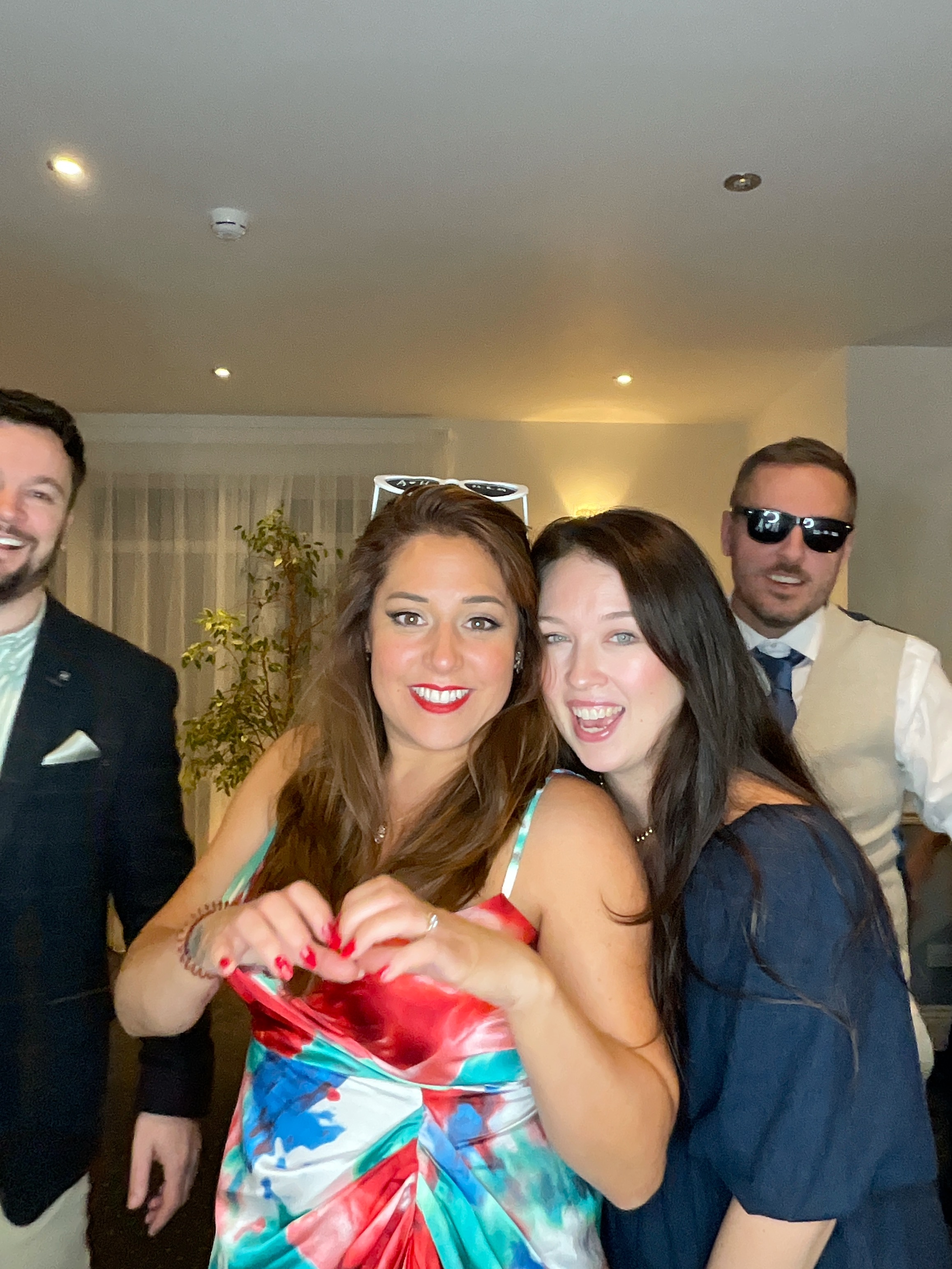 Hannah & Alex  | View more photos from the event at gallery.magicimages.uk/u/MagicImages/Hannah-Alex
