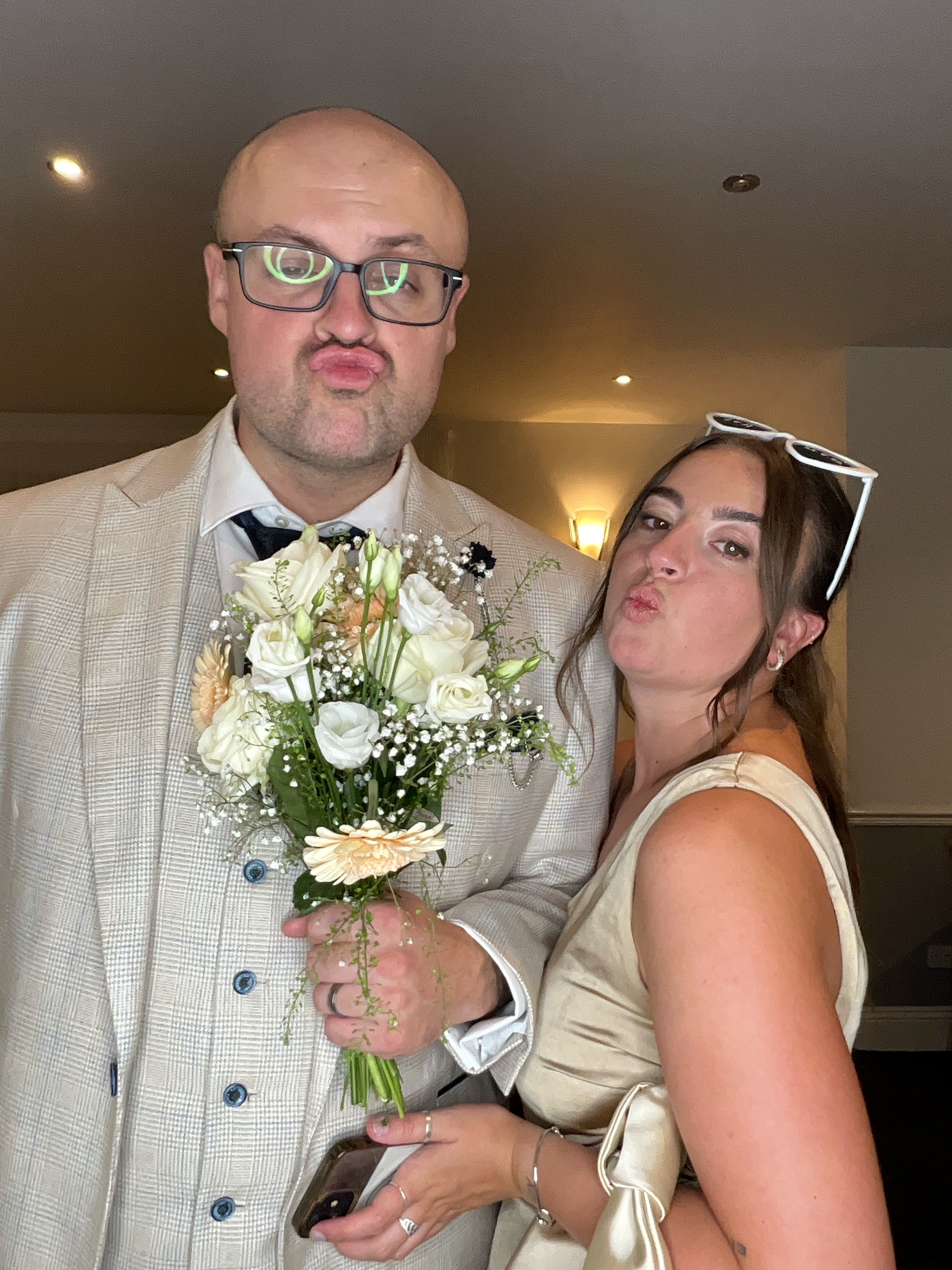 Hannah & Alex  | View more photos from the event at gallery.magicimages.uk/u/MagicImages/Hannah-Alex