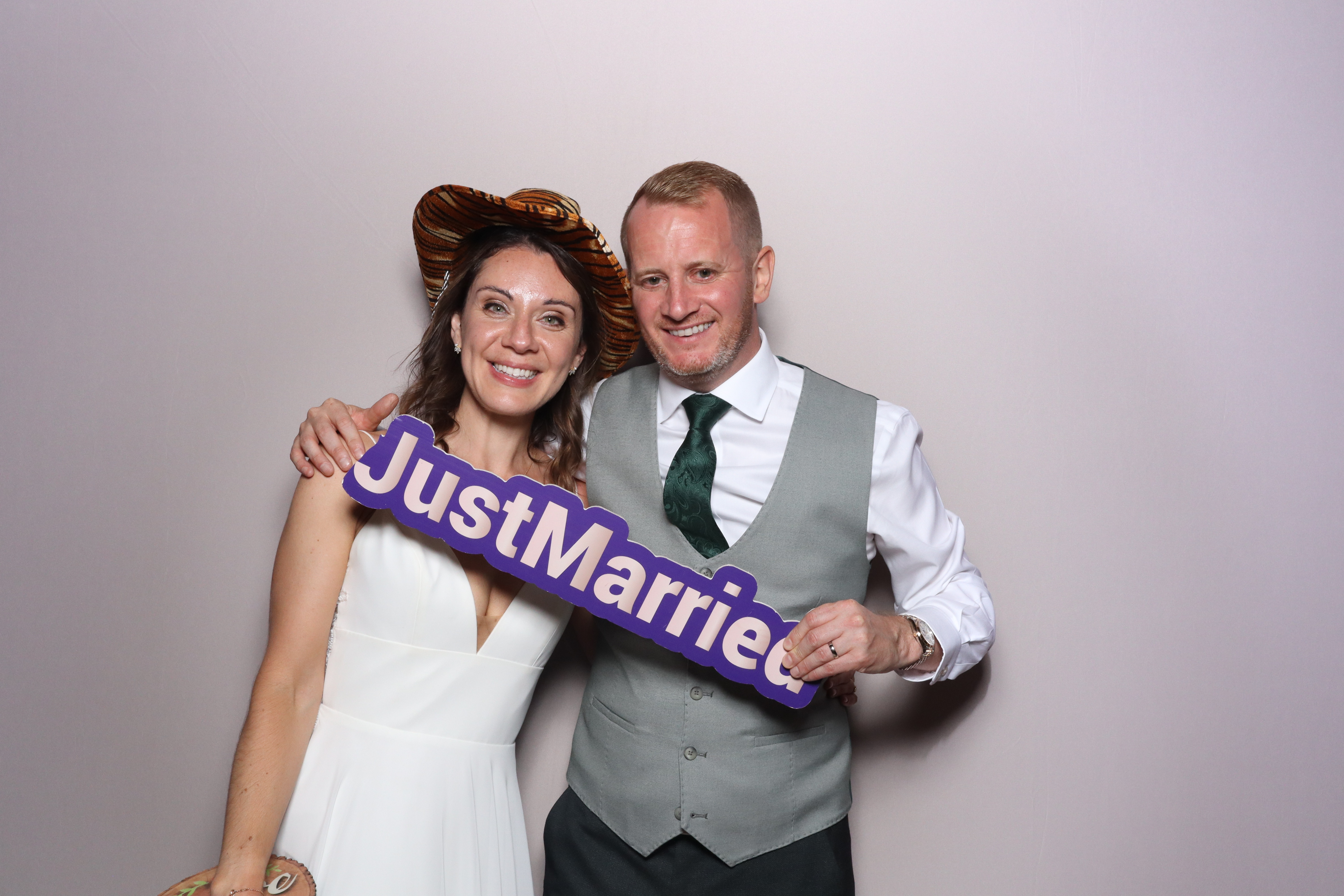 Ian & Marie  | View more photos from the event at gallery.magicimages.uk/u/MagicImages/Ian-Marie