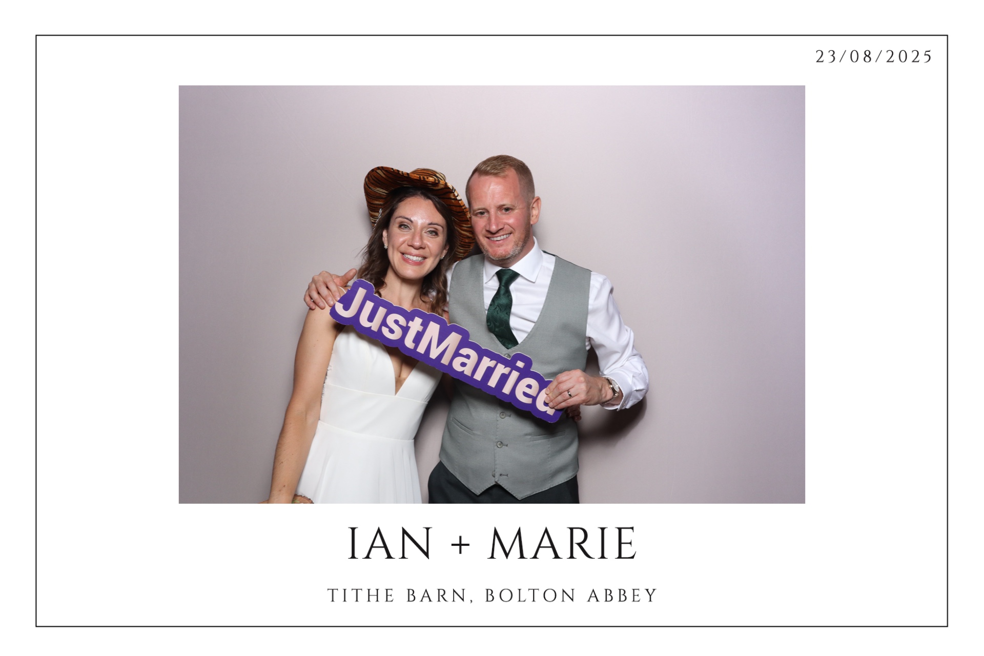 Ian & Marie  | View more photos from the event at gallery.magicimages.uk/u/MagicImages/Ian-Marie