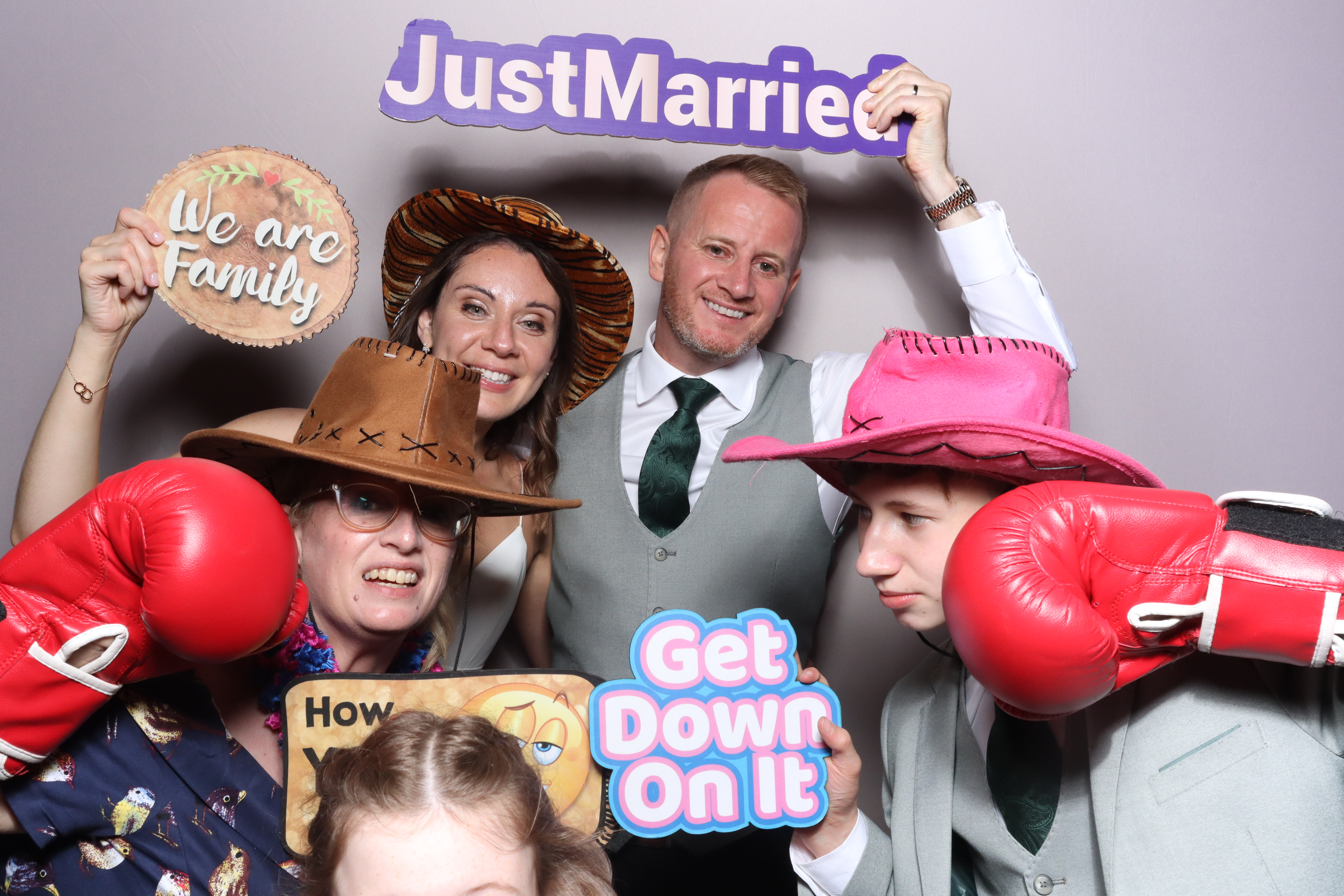 Ian & Marie  | View more photos from the event at gallery.magicimages.uk/u/MagicImages/Ian-Marie