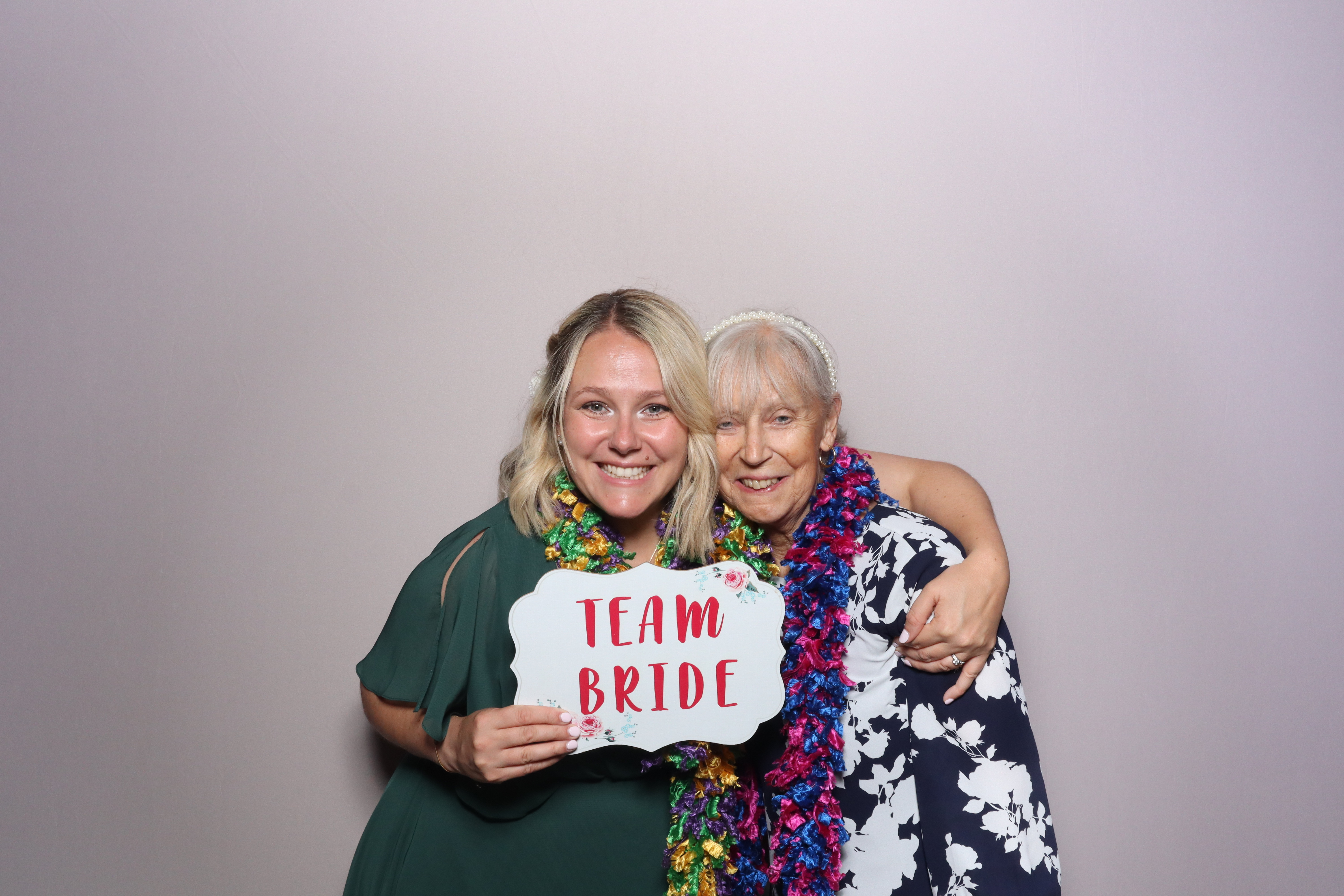 Ian & Marie  | View more photos from the event at gallery.magicimages.uk/u/MagicImages/Ian-Marie