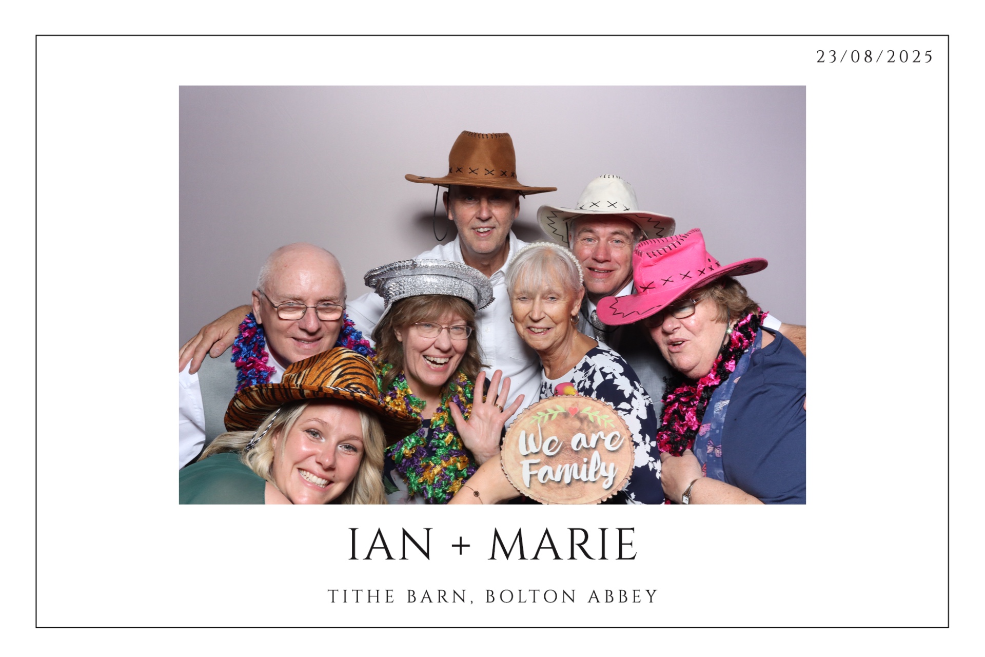 Ian & Marie  | View more photos from the event at gallery.magicimages.uk/u/MagicImages/Ian-Marie