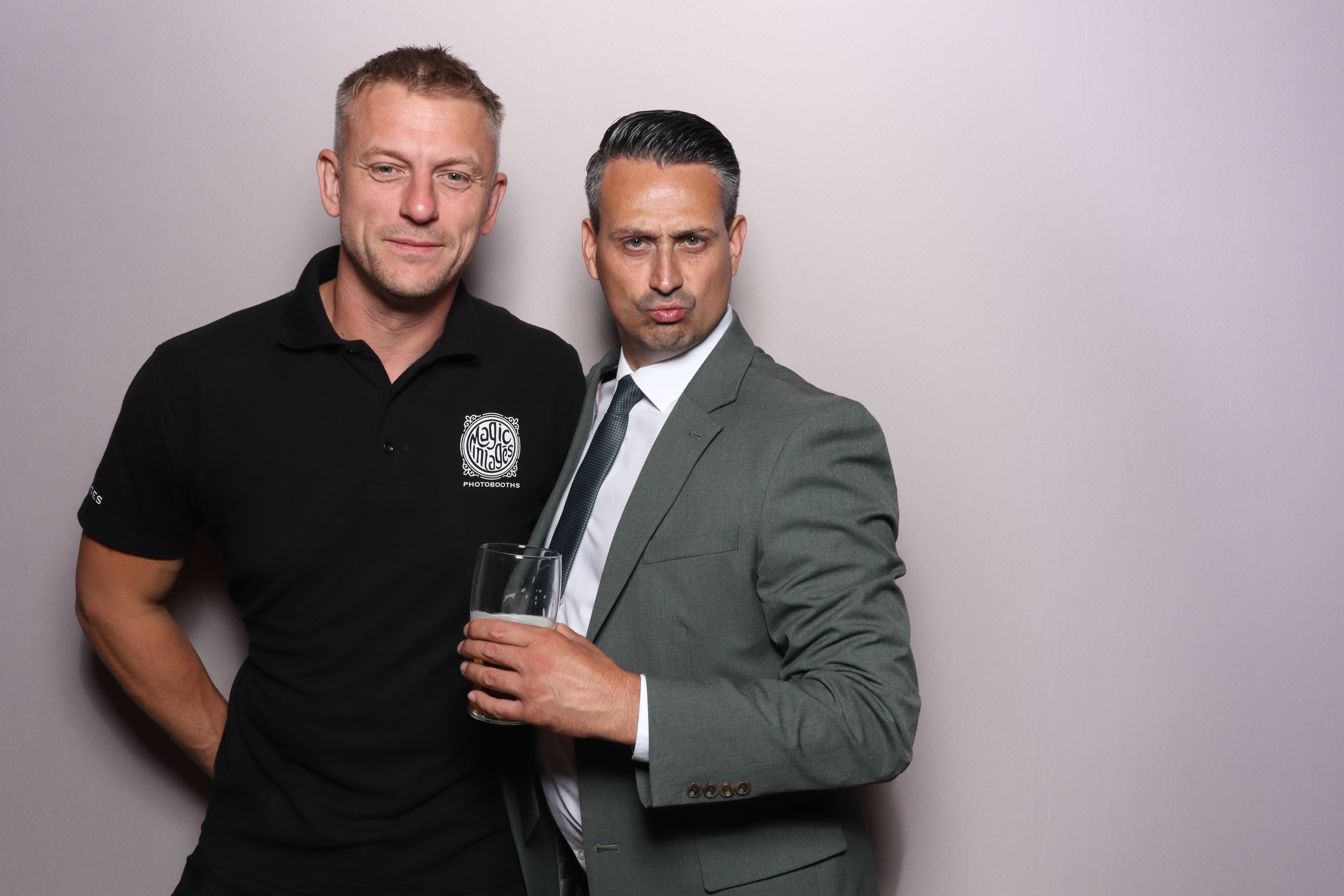 Ian & Marie  | View more photos from the event at gallery.magicimages.uk/u/MagicImages/Ian-Marie