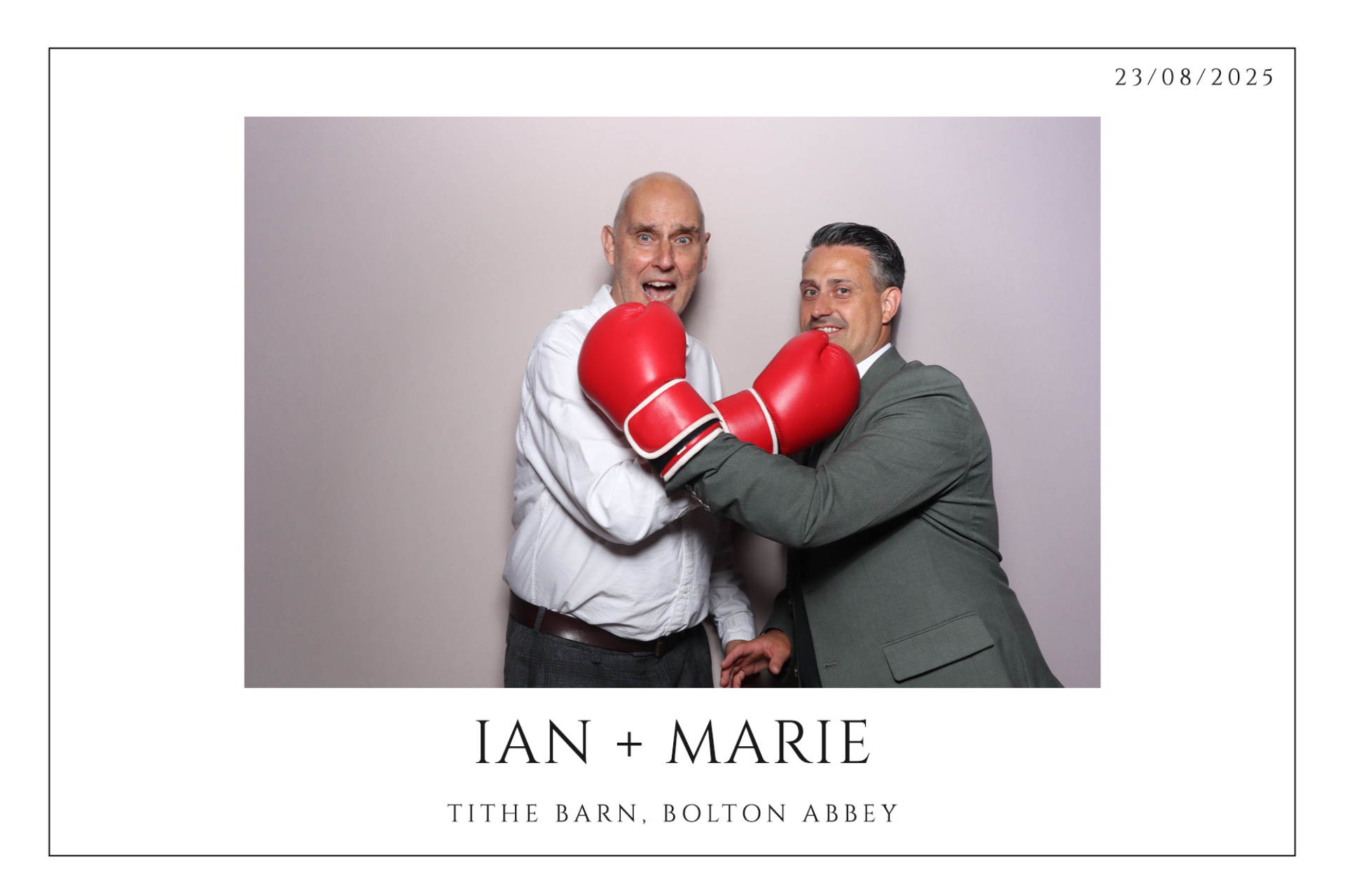 Ian & Marie  | View more photos from the event at gallery.magicimages.uk/u/MagicImages/Ian-Marie