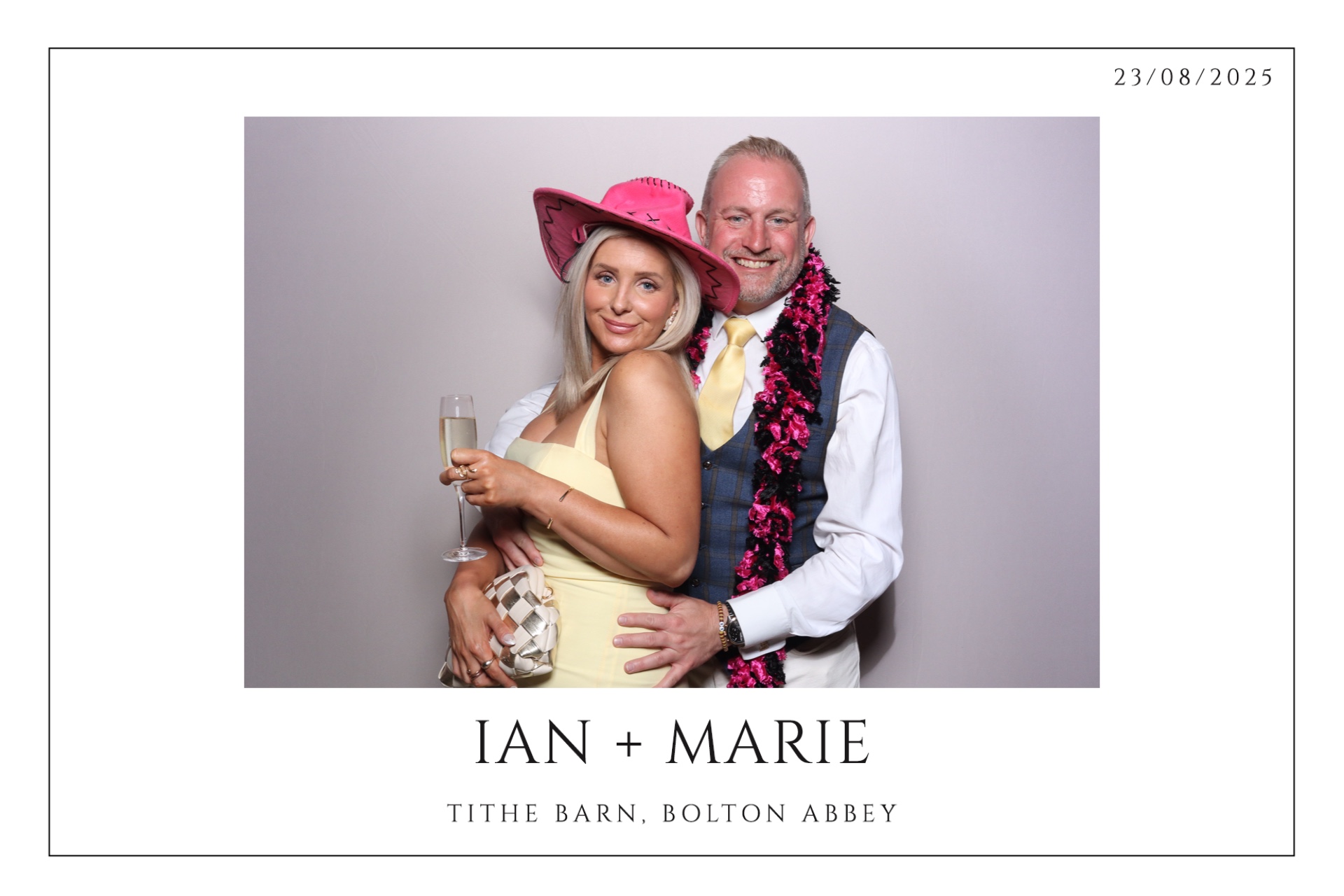 Ian & Marie  | View more photos from the event at gallery.magicimages.uk/u/MagicImages/Ian-Marie