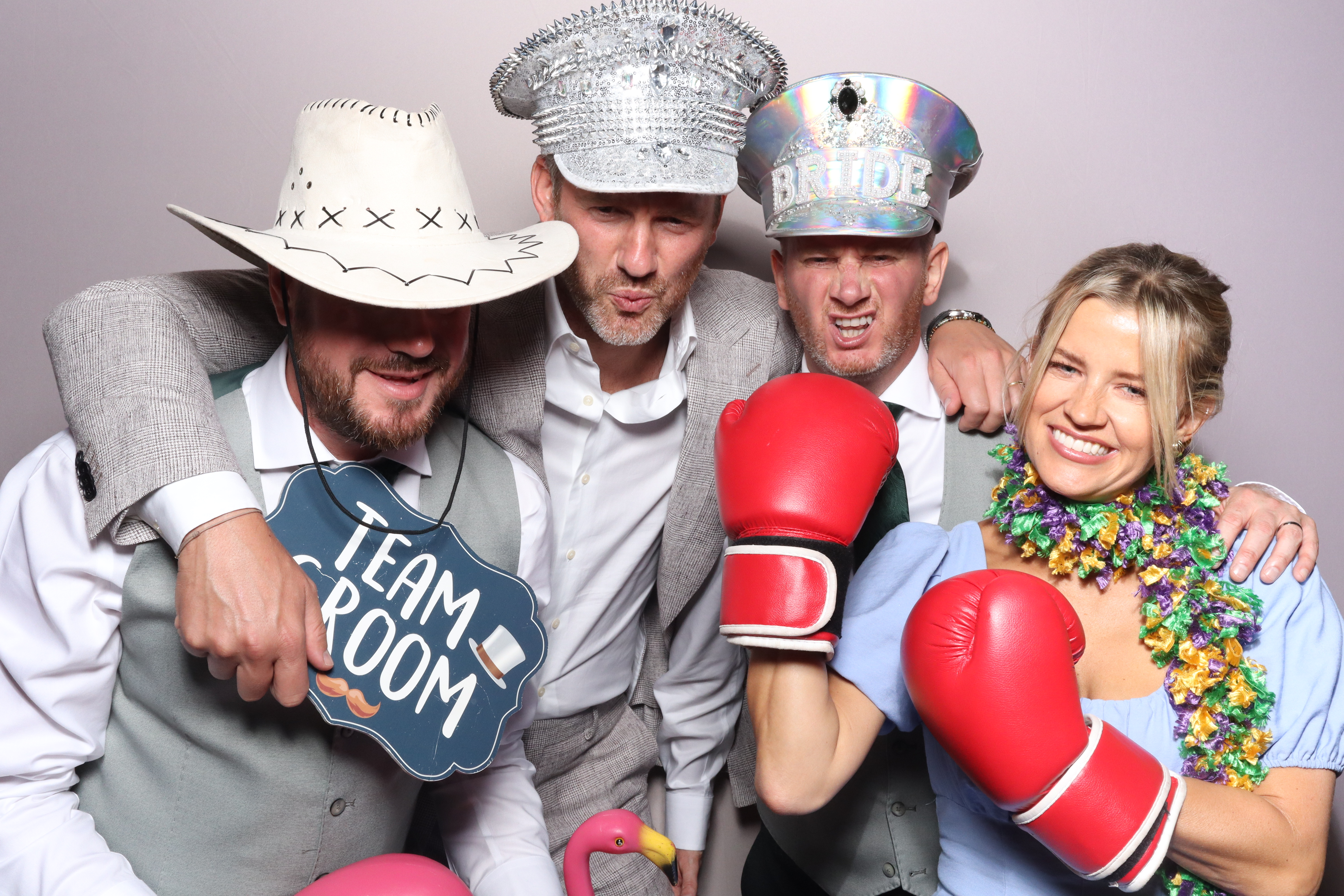 Ian & Marie  | View more photos from the event at gallery.magicimages.uk/u/MagicImages/Ian-Marie