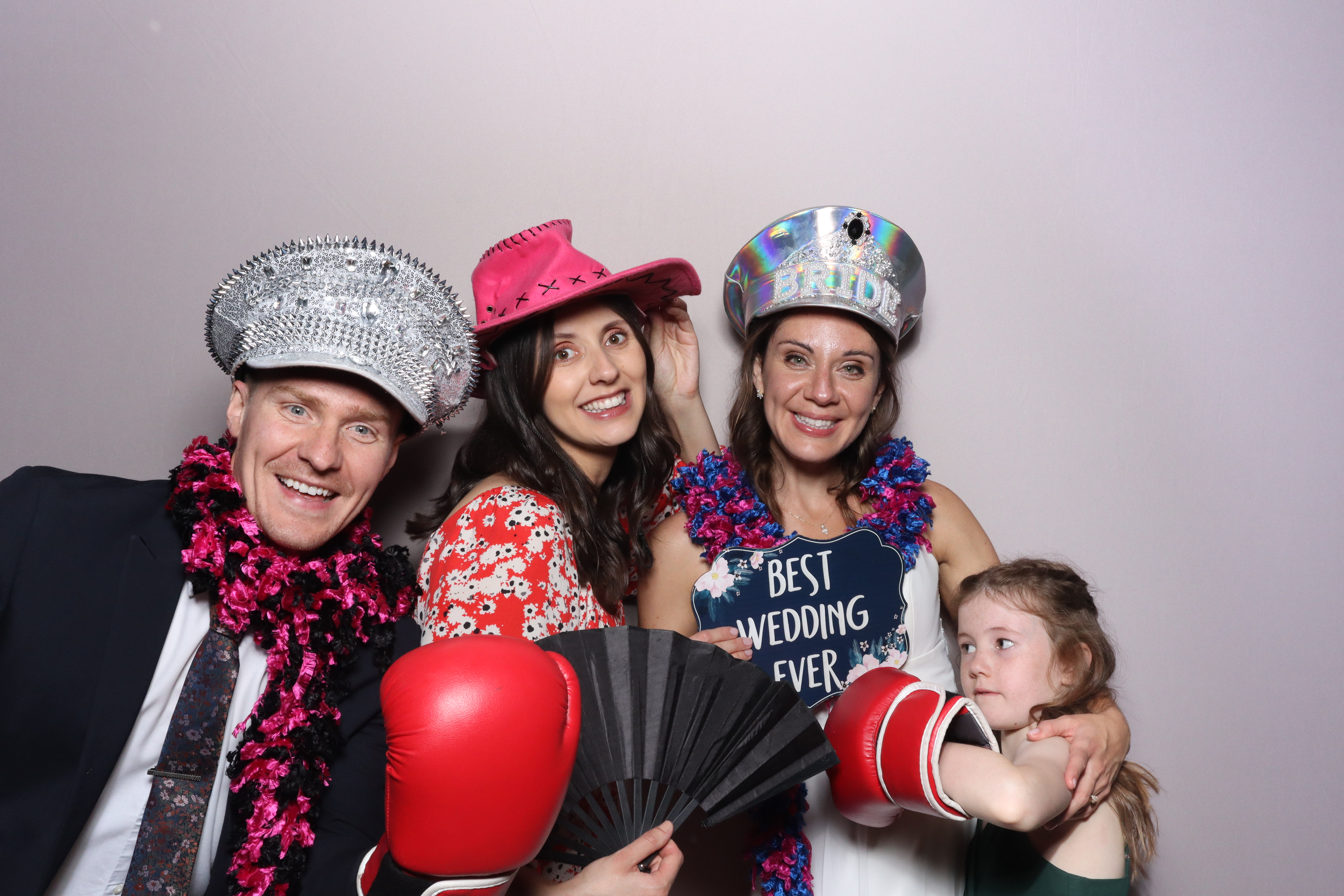 Ian & Marie  | View more photos from the event at gallery.magicimages.uk/u/MagicImages/Ian-Marie