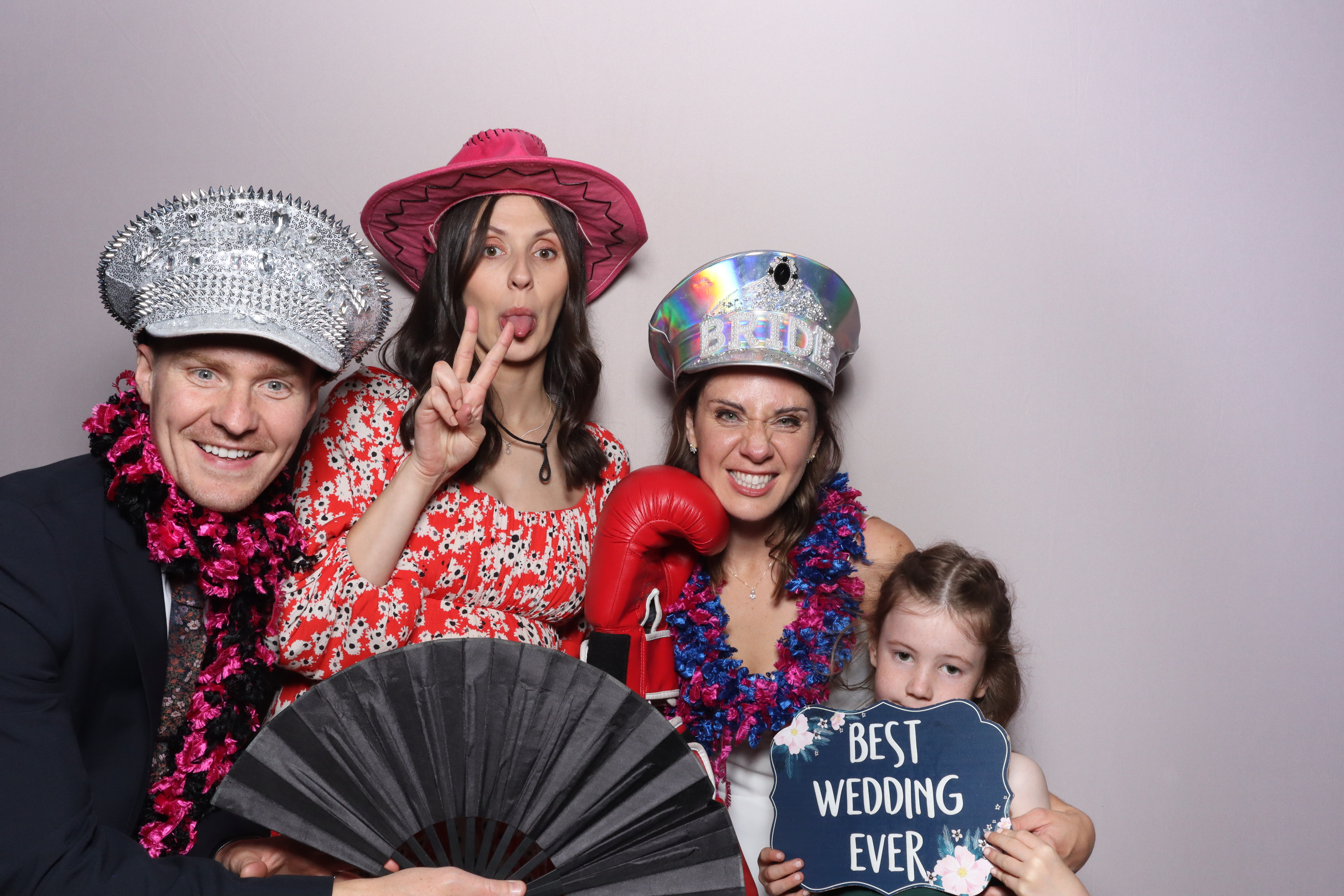 Ian & Marie  | View more photos from the event at gallery.magicimages.uk/u/MagicImages/Ian-Marie