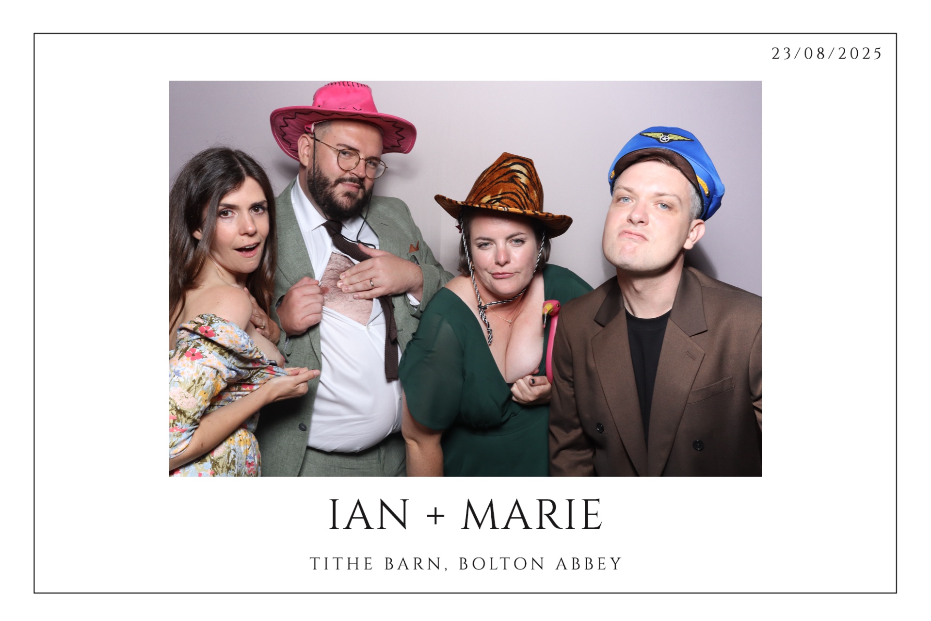 Ian & Marie  | View more photos from the event at gallery.magicimages.uk/u/MagicImages/Ian-Marie