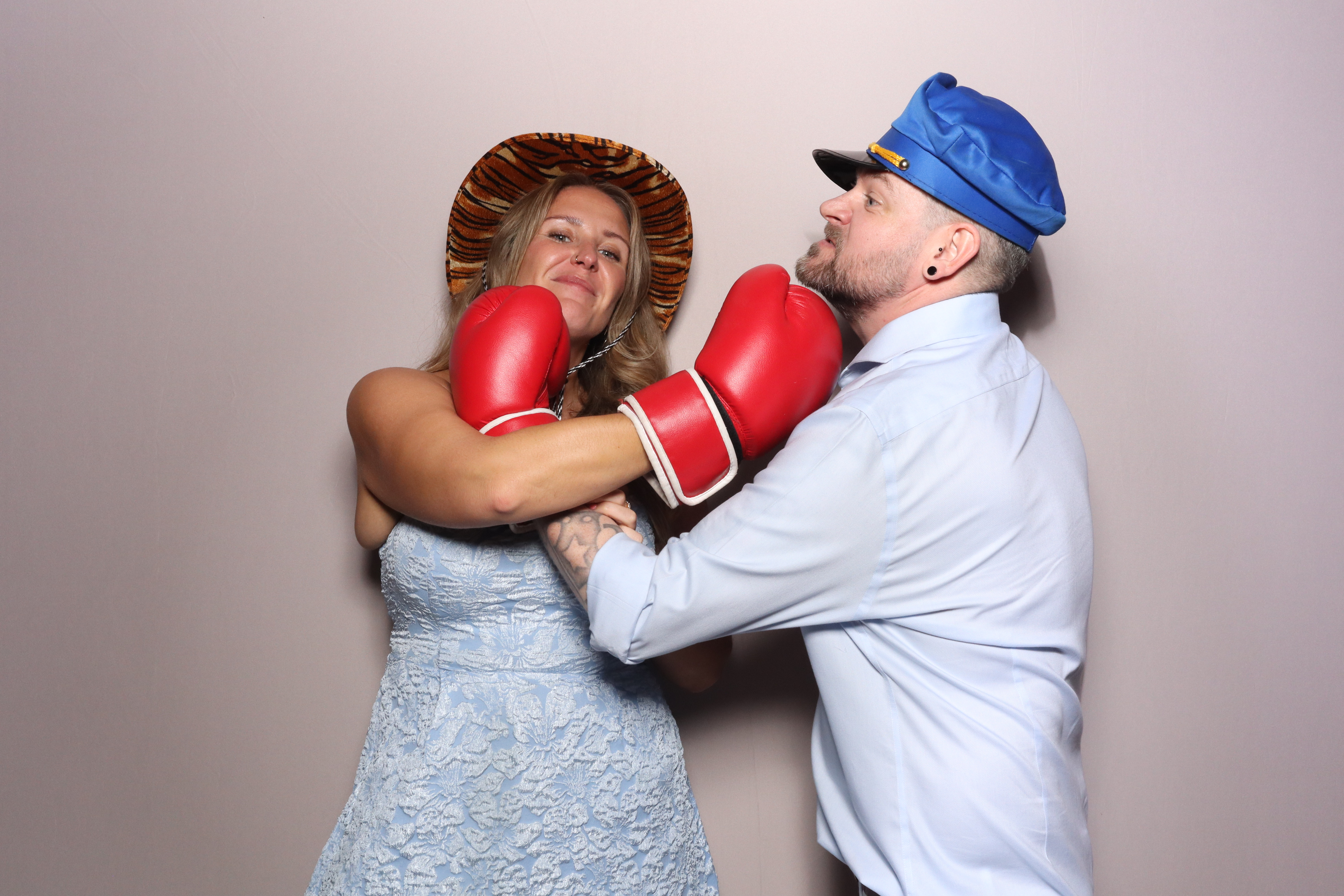 Ian & Marie  | View more photos from the event at gallery.magicimages.uk/u/MagicImages/Ian-Marie