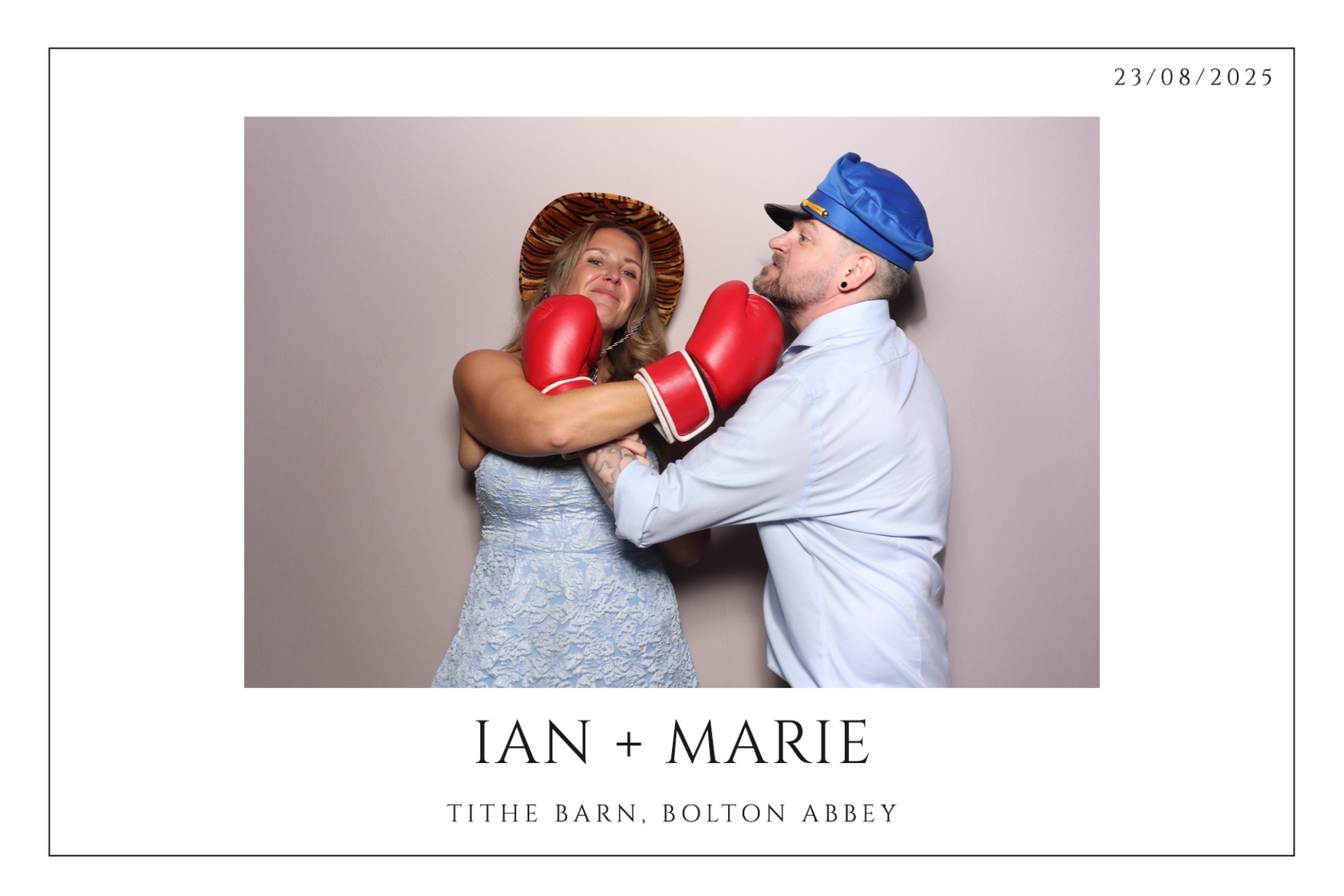 Ian & Marie  | View more photos from the event at gallery.magicimages.uk/u/MagicImages/Ian-Marie