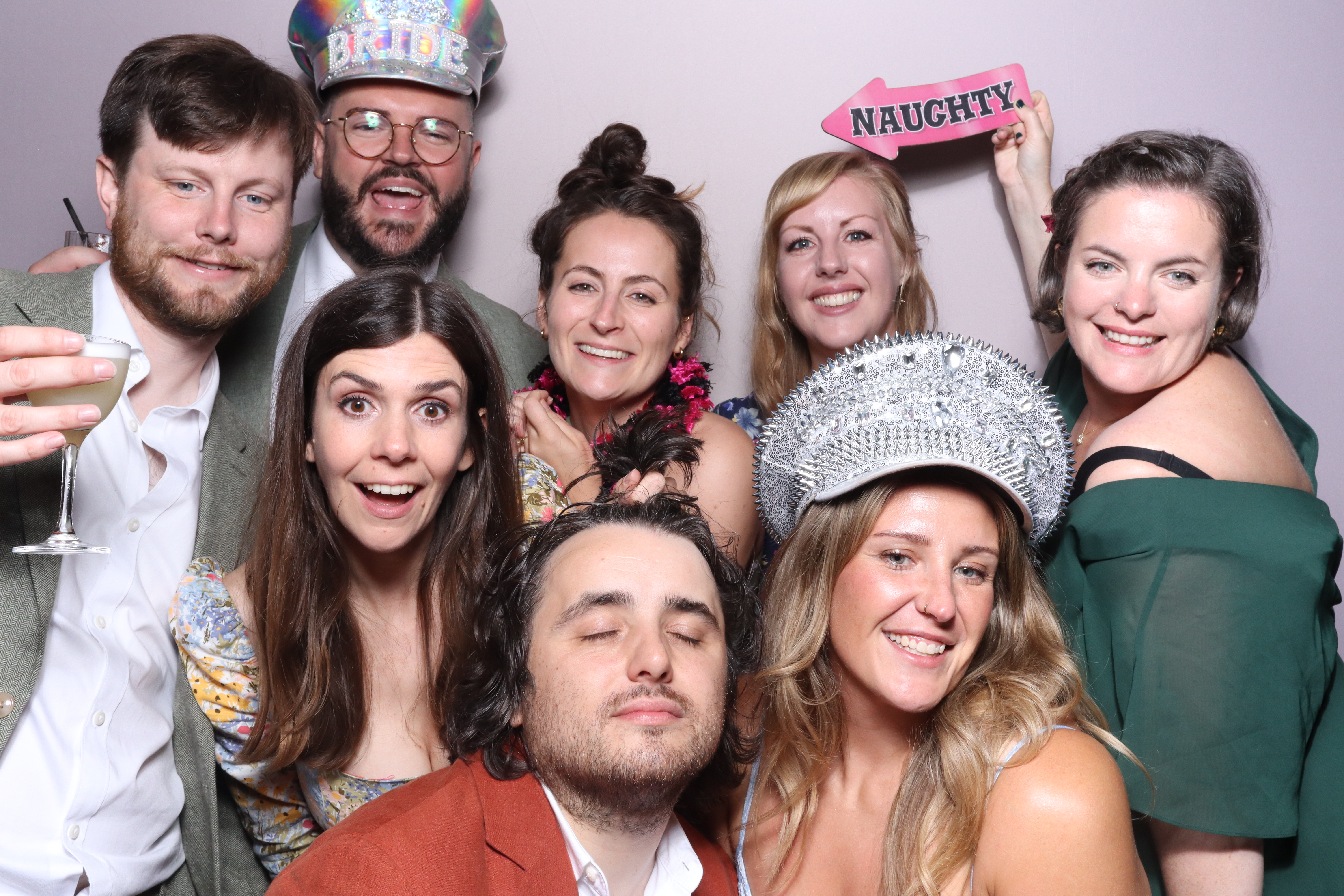 Ian & Marie  | View more photos from the event at gallery.magicimages.uk/u/MagicImages/Ian-Marie