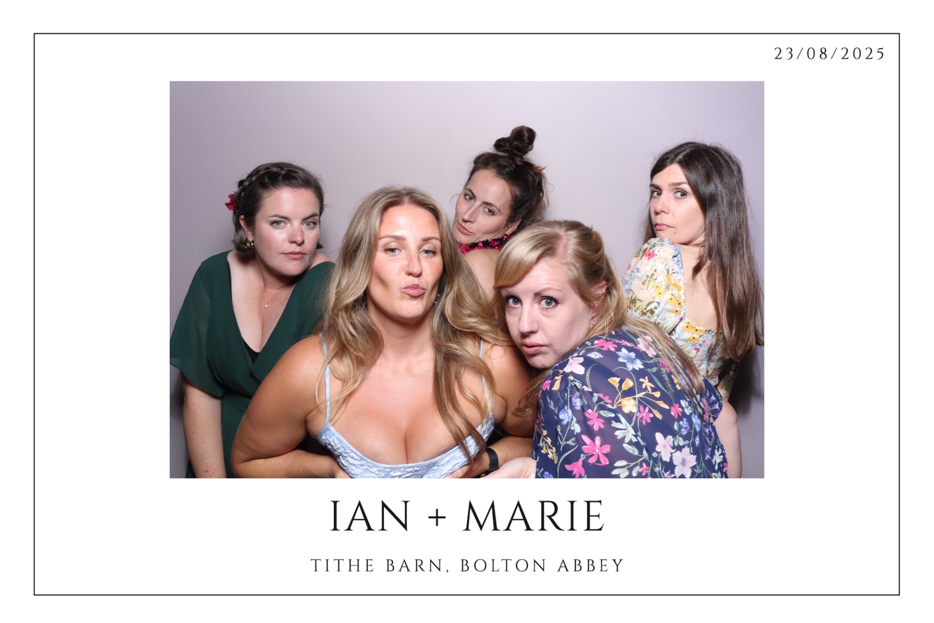 Ian & Marie  | View more photos from the event at gallery.magicimages.uk/u/MagicImages/Ian-Marie