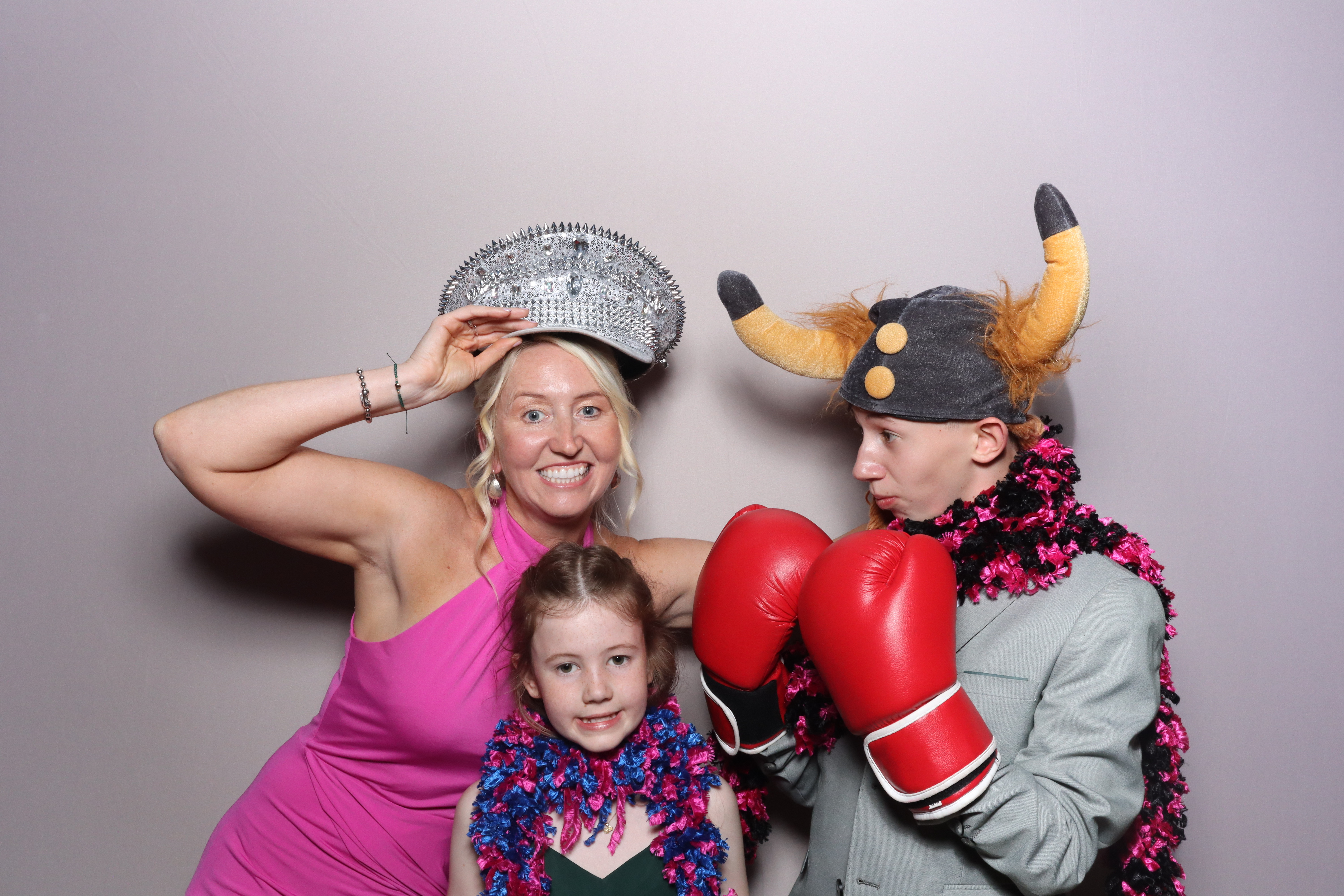 Ian & Marie  | View more photos from the event at gallery.magicimages.uk/u/MagicImages/Ian-Marie