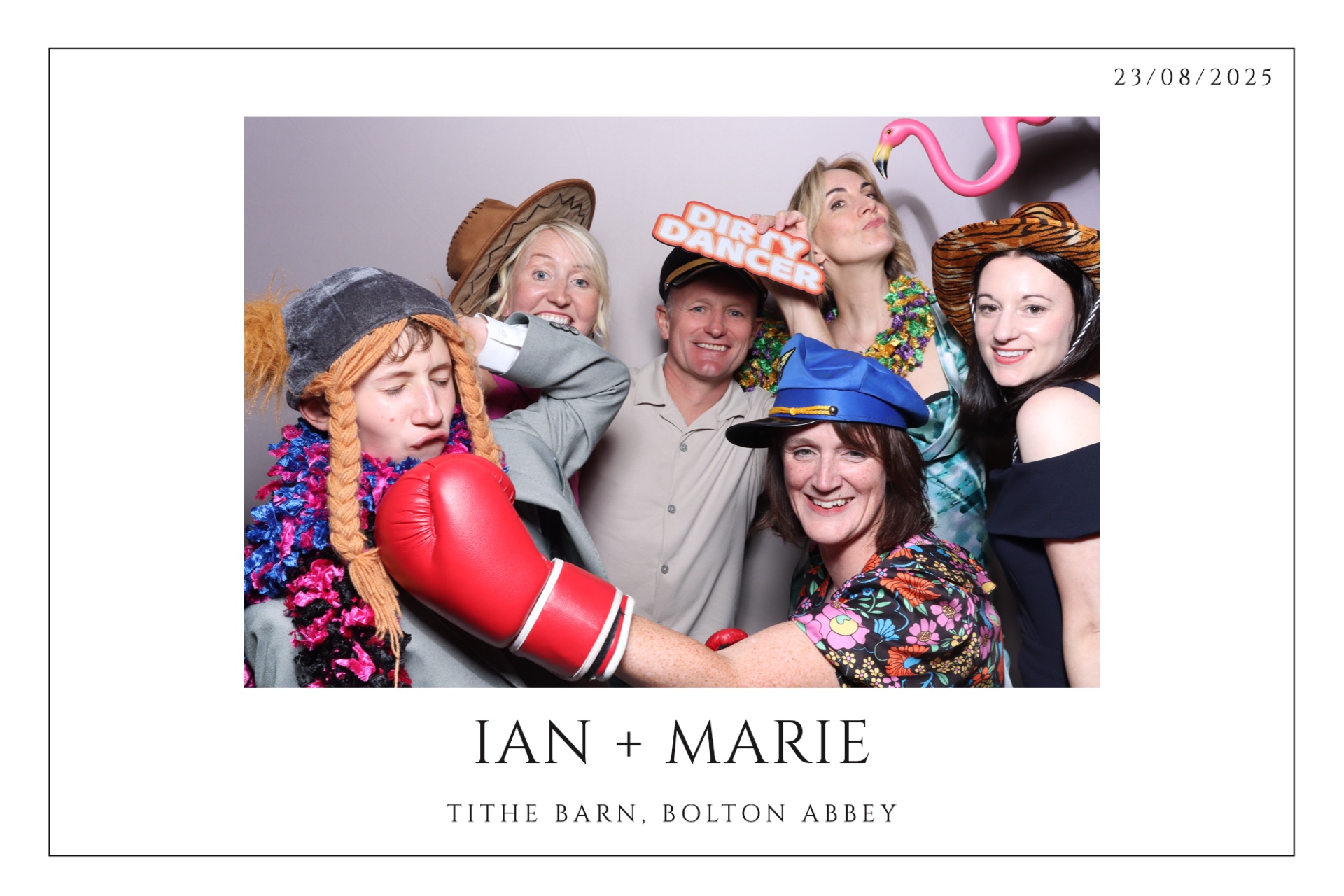 Ian & Marie  | View more photos from the event at gallery.magicimages.uk/u/MagicImages/Ian-Marie