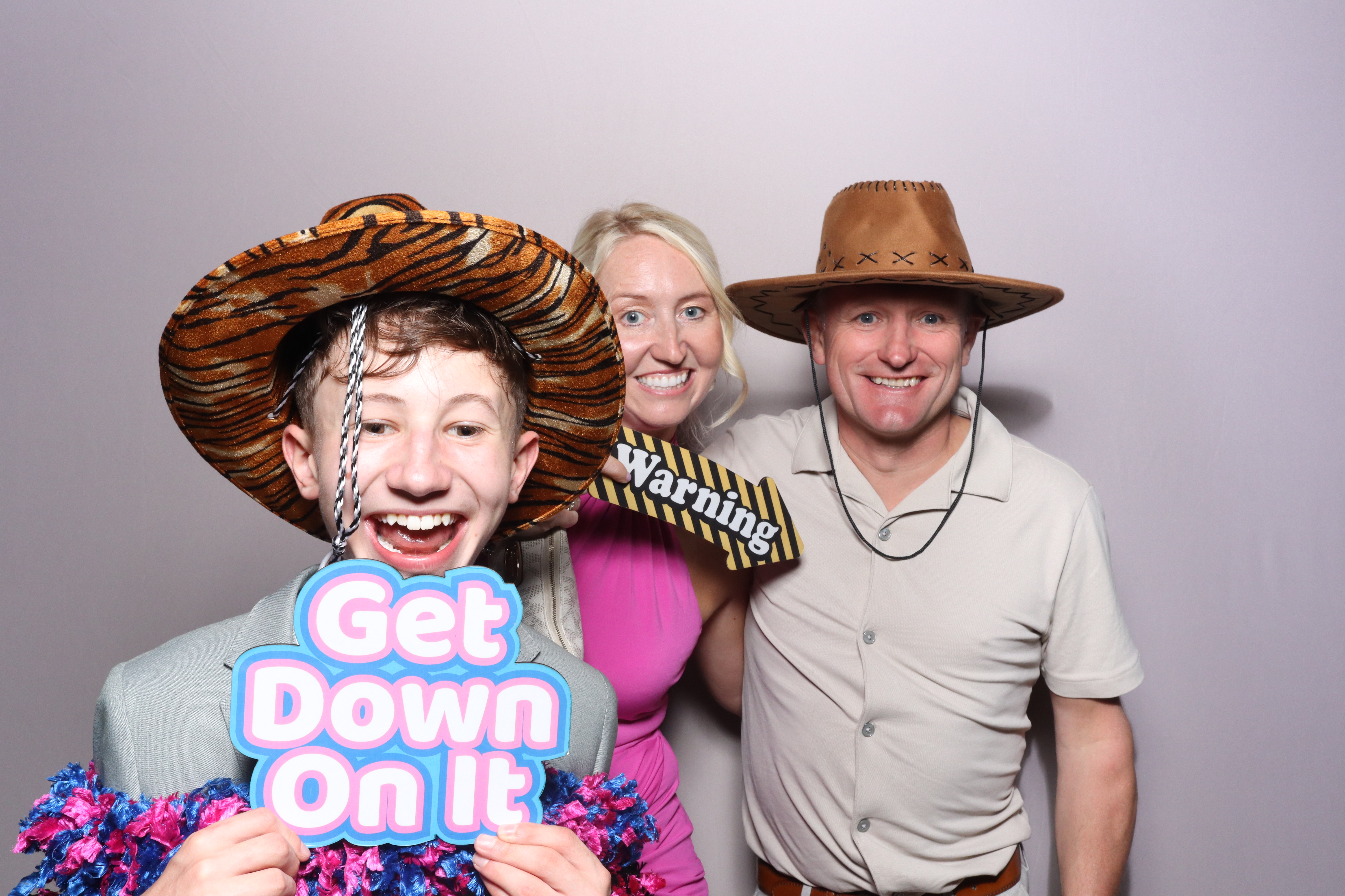 Ian & Marie  | View more photos from the event at gallery.magicimages.uk/u/MagicImages/Ian-Marie