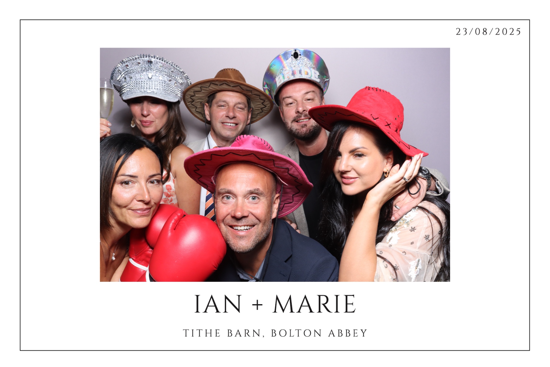 Ian & Marie  | View more photos from the event at gallery.magicimages.uk/u/MagicImages/Ian-Marie