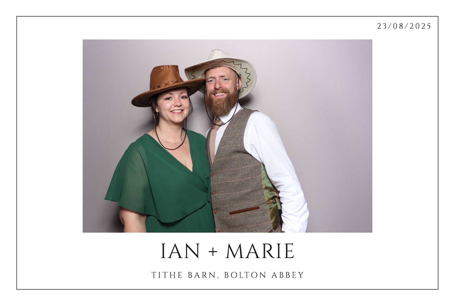 Ian & Marie  | View more photos from the event at gallery.magicimages.uk/u/MagicImages/Ian-Marie