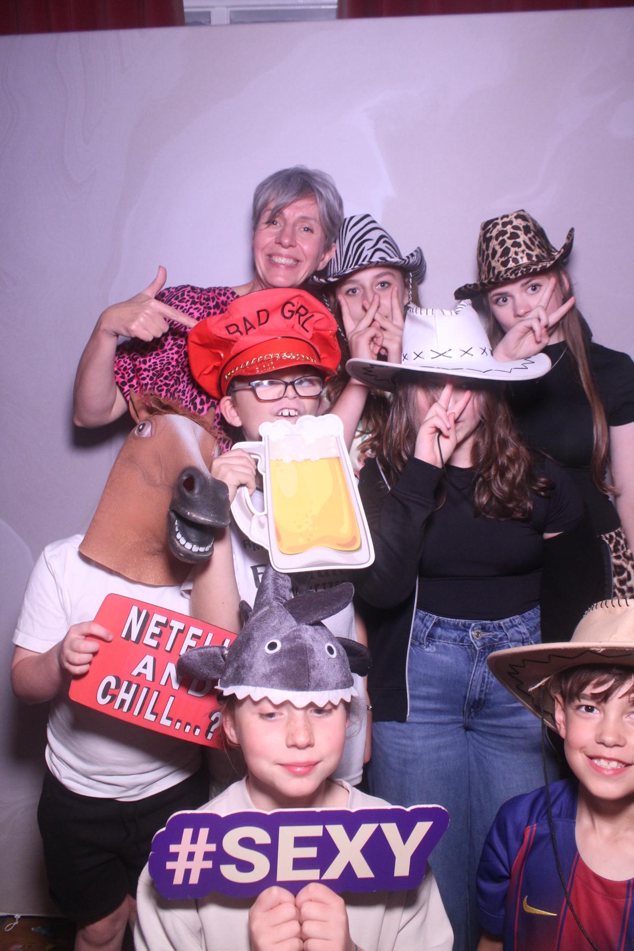 Janet's 50th Birthday  | View more photos from the event at gallery.magicimages.uk/u/MagicImages/Janets-50th-Birthday