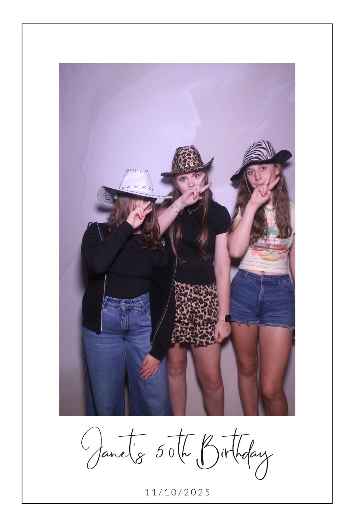 Janet's 50th Birthday  | View more photos from the event at gallery.magicimages.uk/u/MagicImages/Janets-50th-Birthday