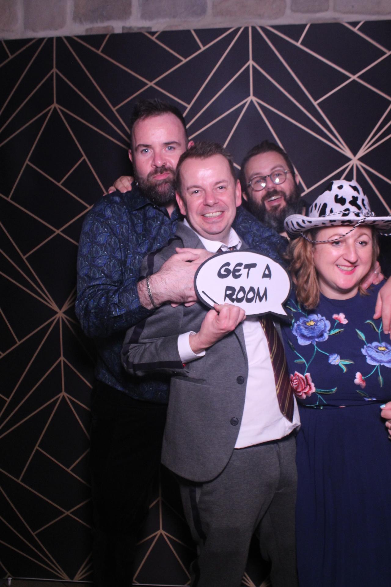 Jay & Laura  | View more photos from the event at gallery.magicimages.uk/u/MagicImages/Jay-Laura