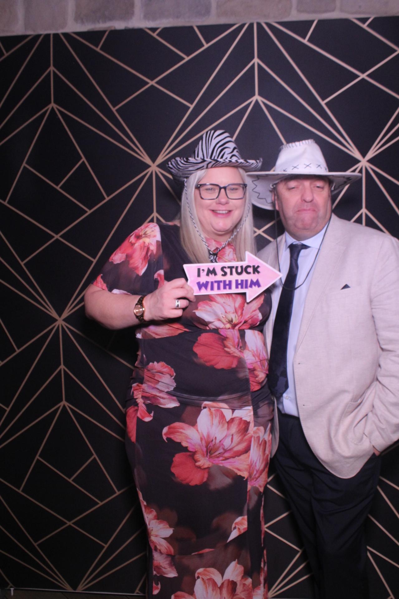 Jay & Laura  | View more photos from the event at gallery.magicimages.uk/u/MagicImages/Jay-Laura