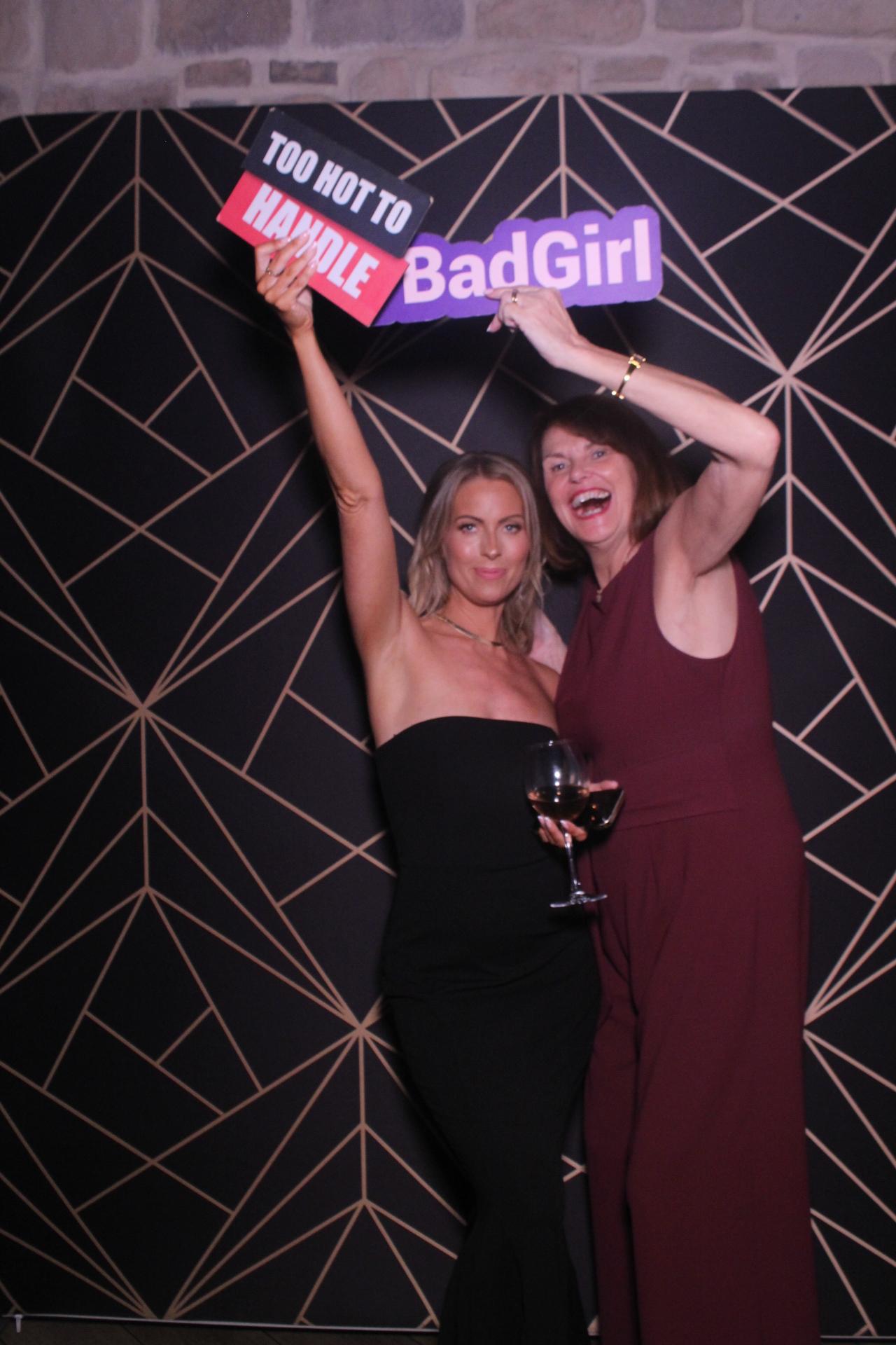 Jay & Laura  | View more photos from the event at gallery.magicimages.uk/u/MagicImages/Jay-Laura