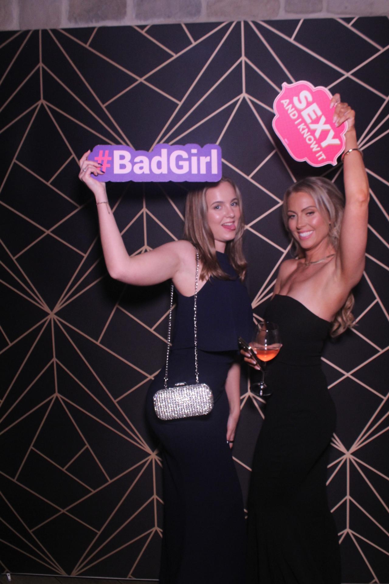 Jay & Laura  | View more photos from the event at gallery.magicimages.uk/u/MagicImages/Jay-Laura