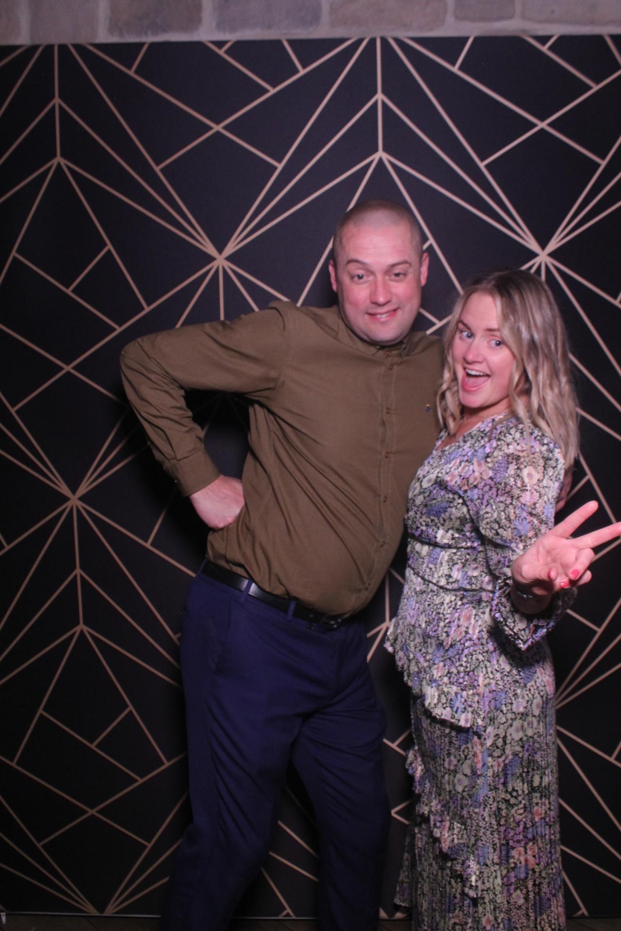 Jay & Laura  | View more photos from the event at gallery.magicimages.uk/u/MagicImages/Jay-Laura