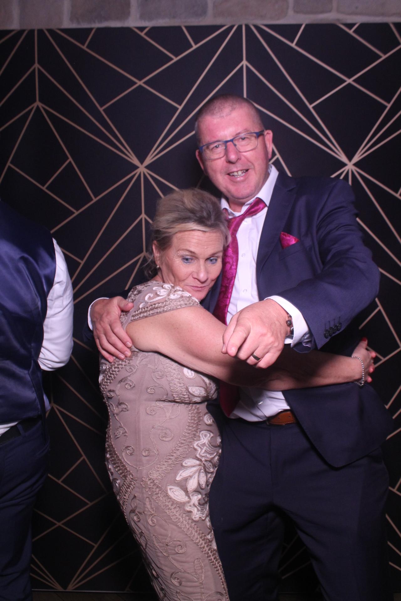 Jay & Laura  | View more photos from the event at gallery.magicimages.uk/u/MagicImages/Jay-Laura