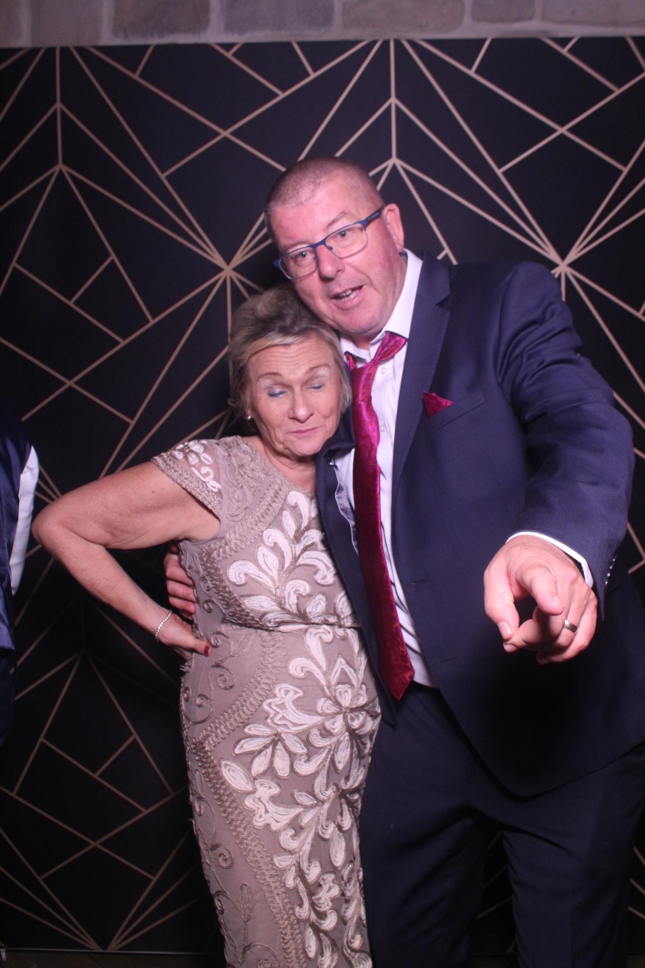 Jay & Laura  | View more photos from the event at gallery.magicimages.uk/u/MagicImages/Jay-Laura