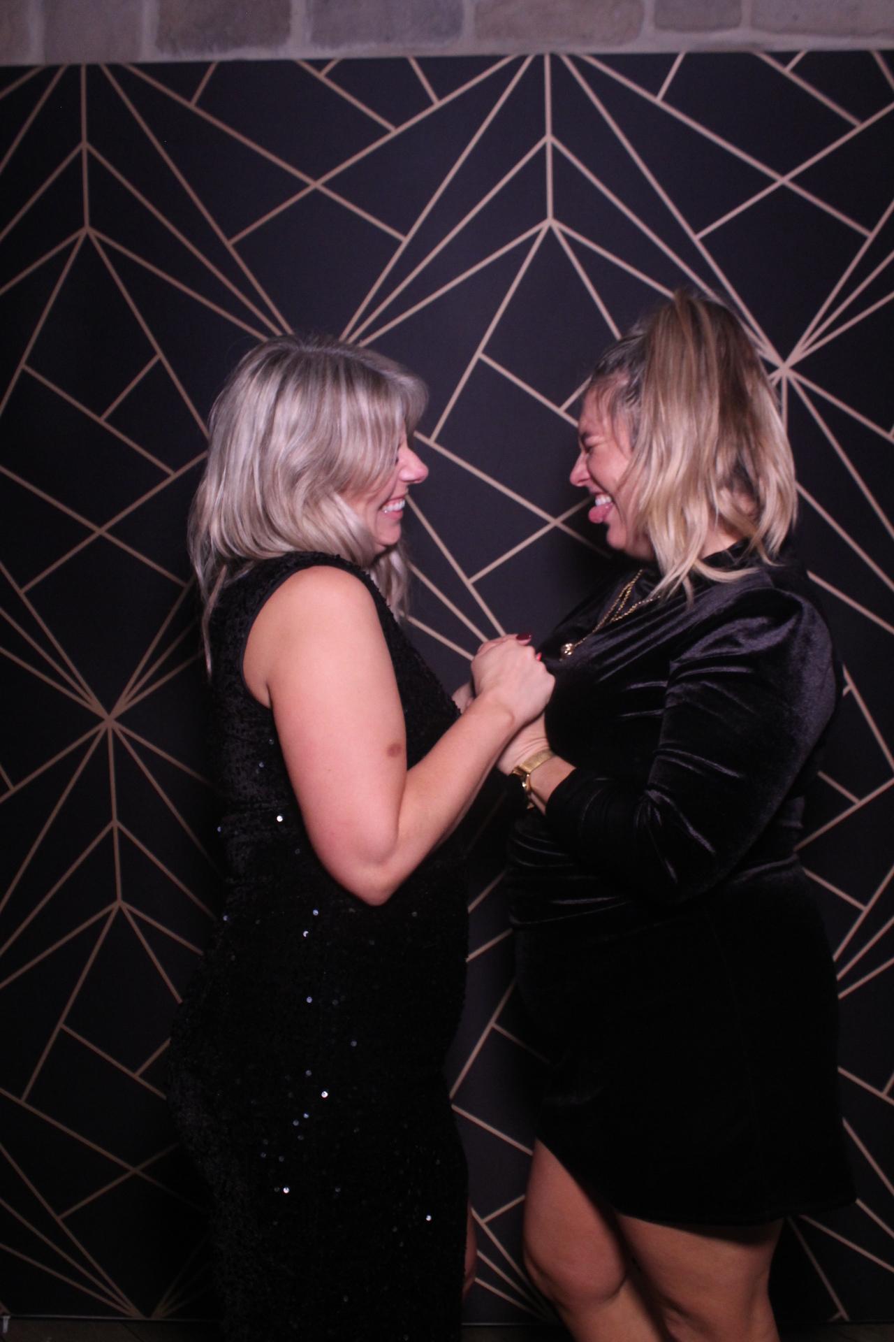 Jay & Laura  | View more photos from the event at gallery.magicimages.uk/u/MagicImages/Jay-Laura