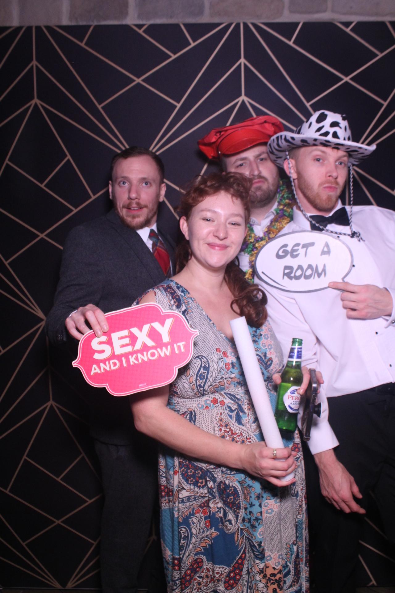 Jay & Laura  | View more photos from the event at gallery.magicimages.uk/u/MagicImages/Jay-Laura