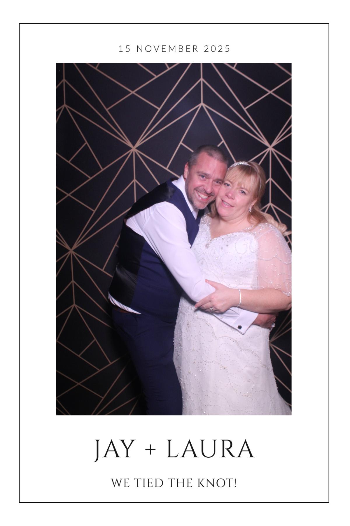 Jay & Laura  | View more photos from the event at gallery.magicimages.uk/u/MagicImages/Jay-Laura