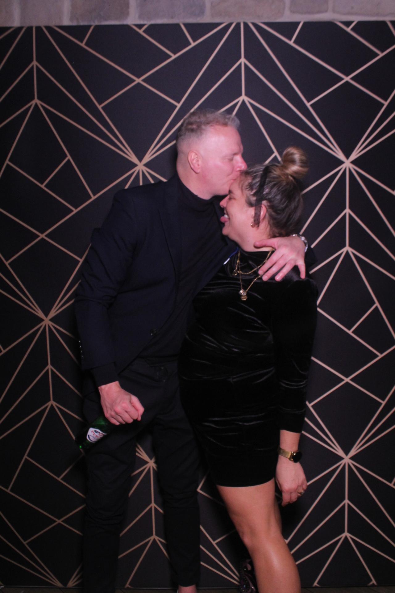 Jay & Laura  | View more photos from the event at gallery.magicimages.uk/u/MagicImages/Jay-Laura